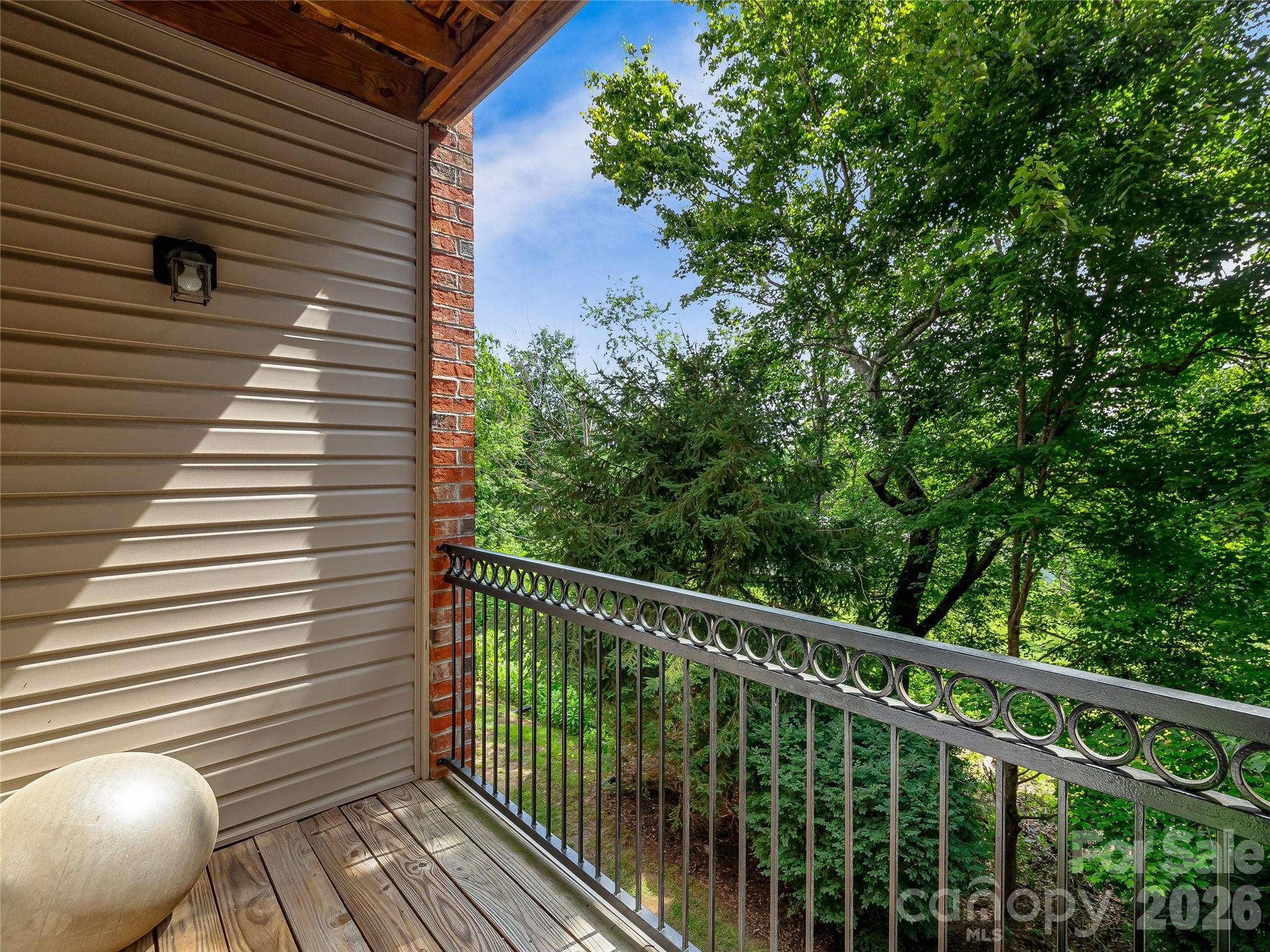 726 Appeldoorn Circle — Asheville