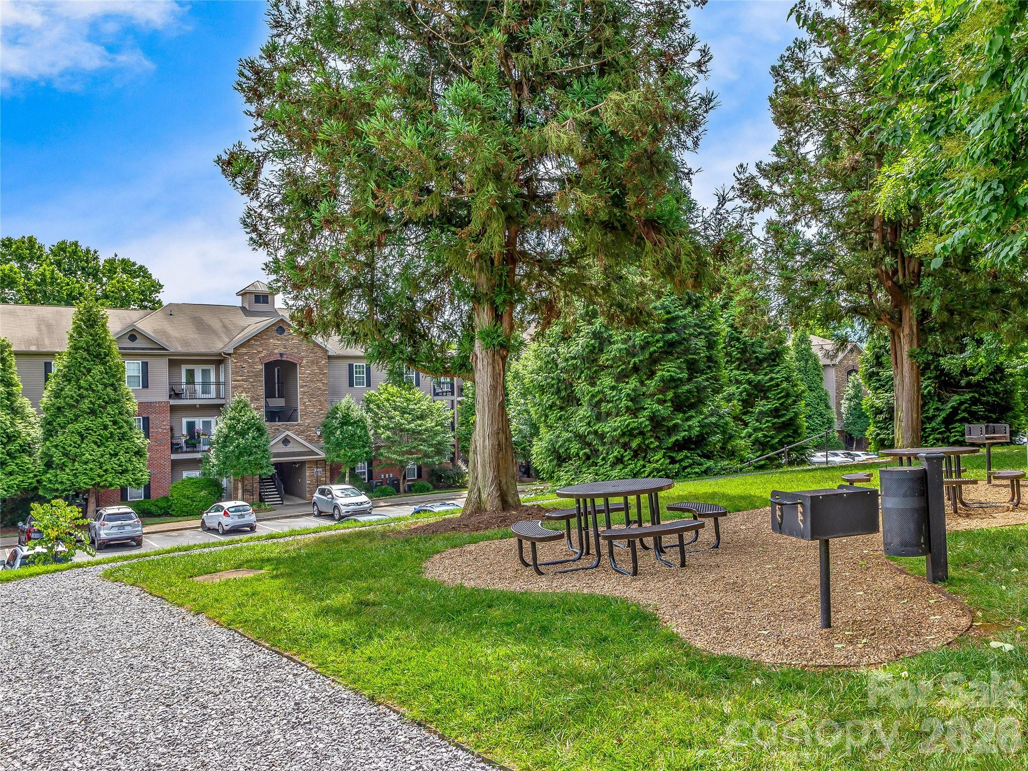 726 Appeldoorn Circle — Asheville