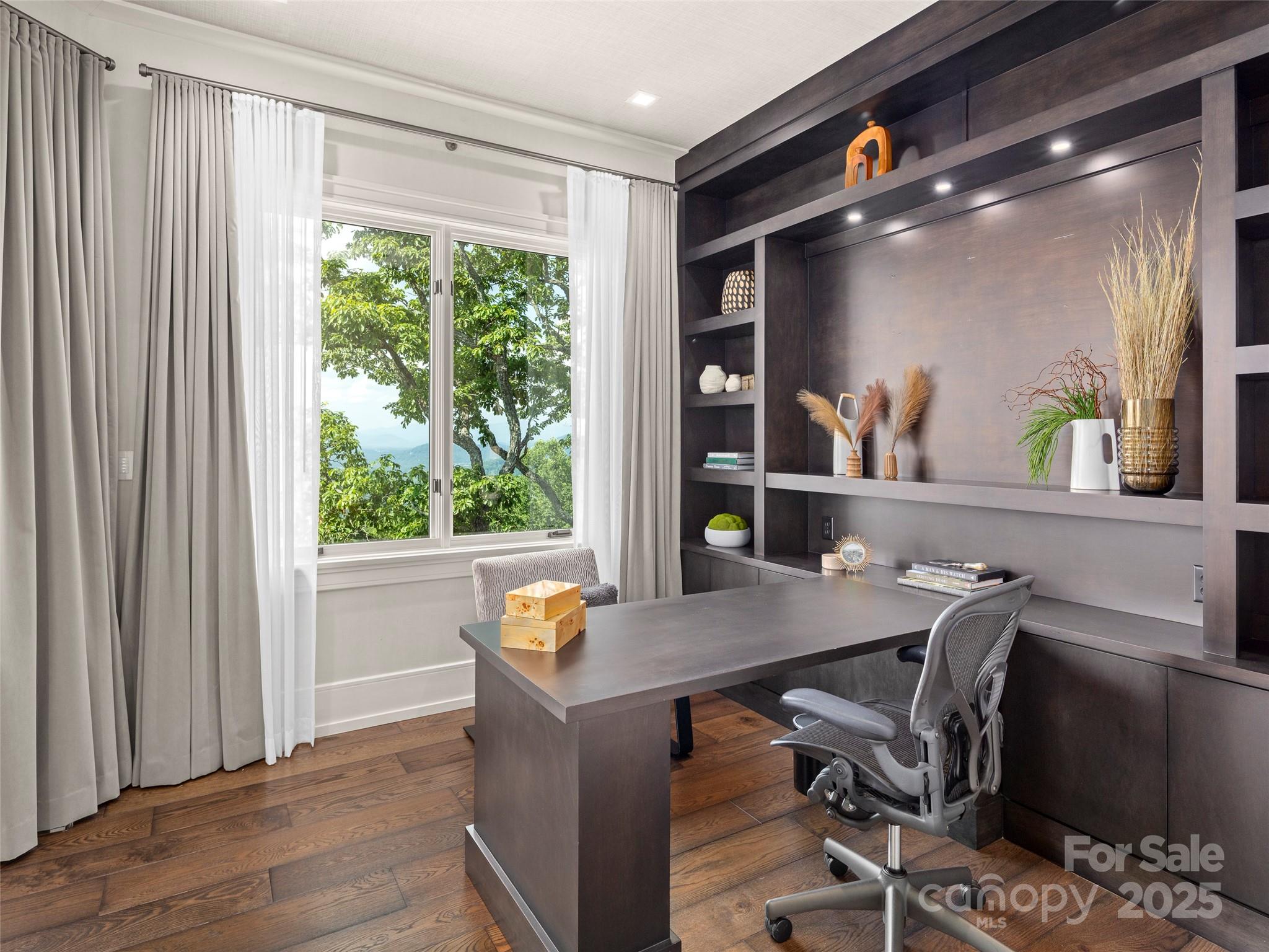 510 Cloud Top Way — Arden