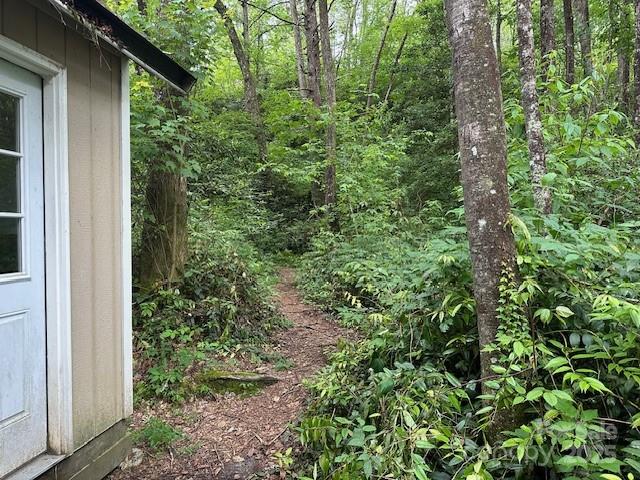 63 Apple Bee Road — Brevard