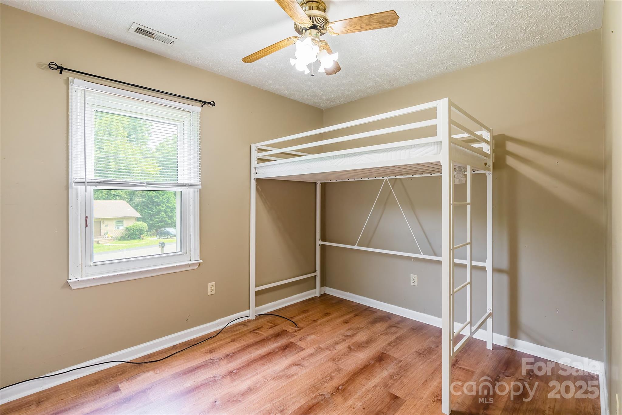 2675 Tablerock Road — Lenoir