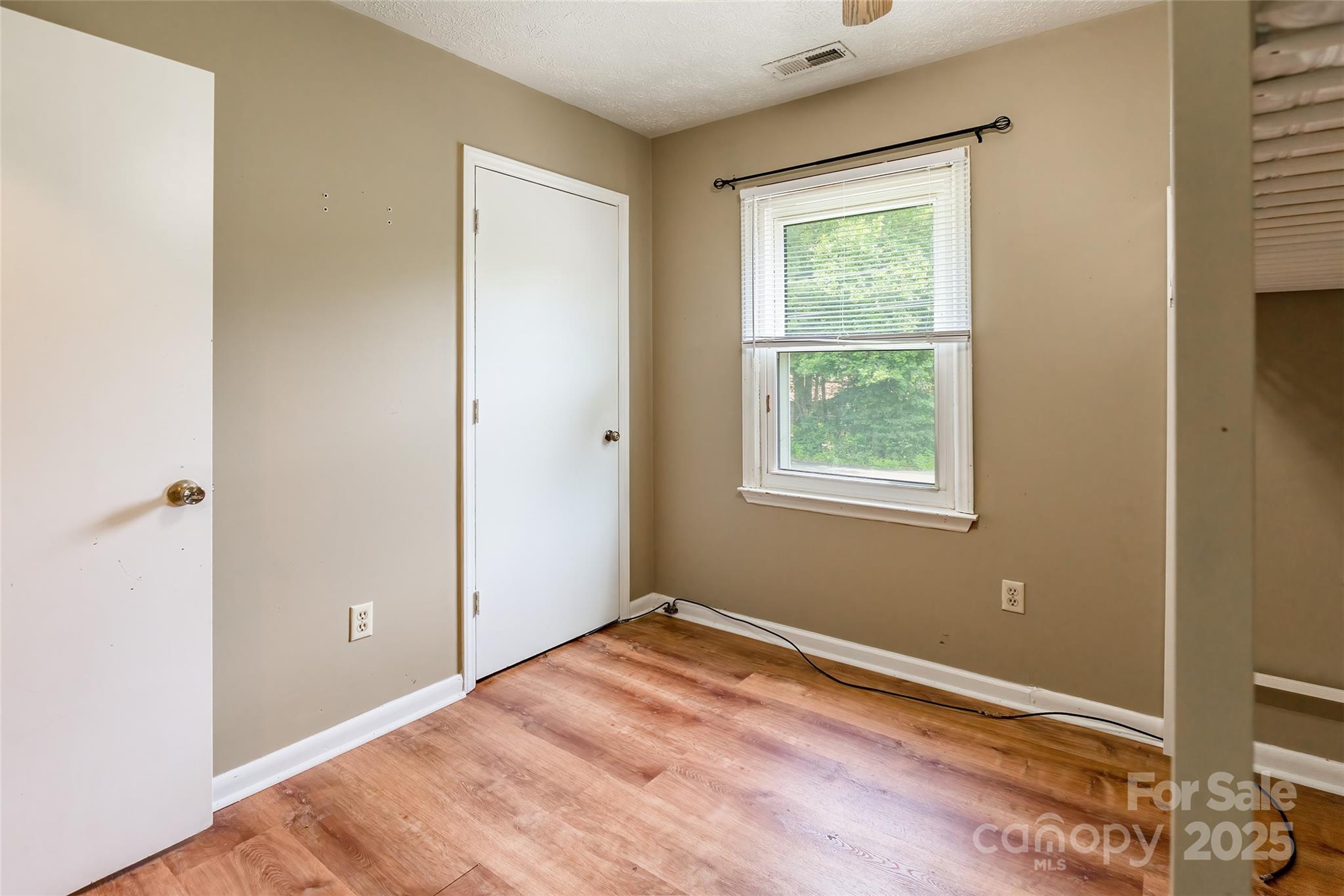 2675 Tablerock Road — Lenoir