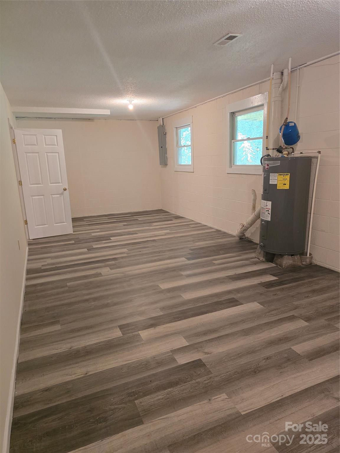 608 Sharon Drive — Statesville