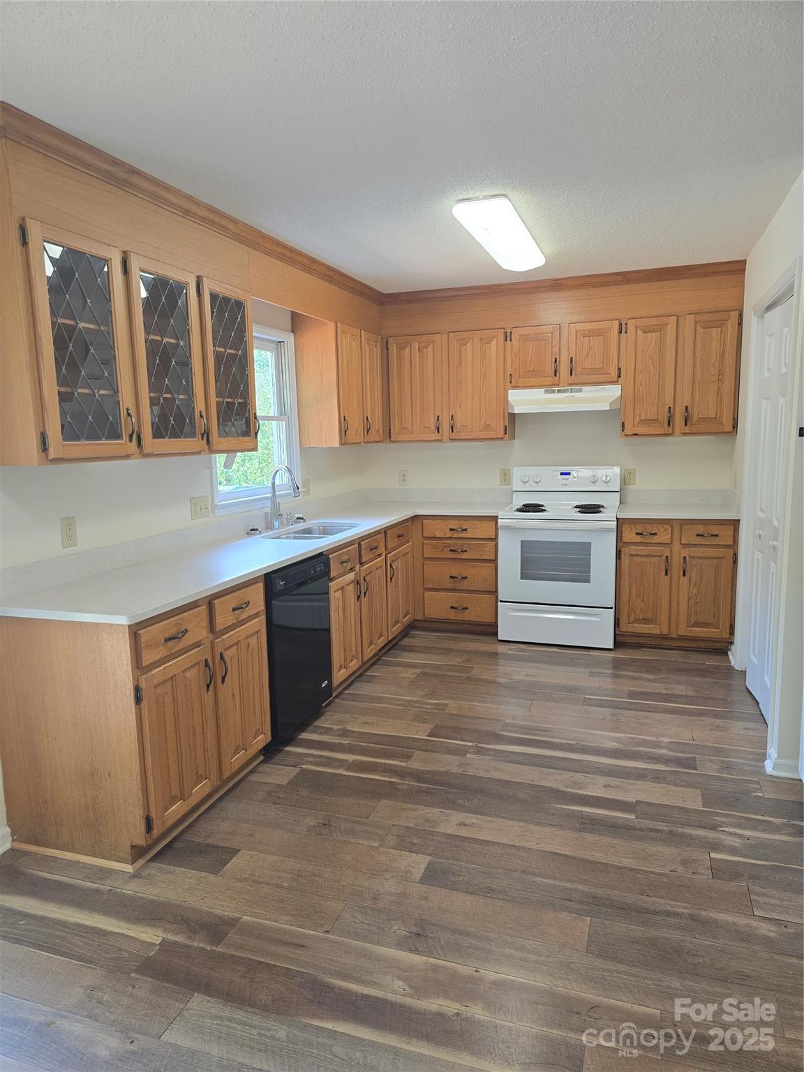 608 Sharon Drive — Statesville