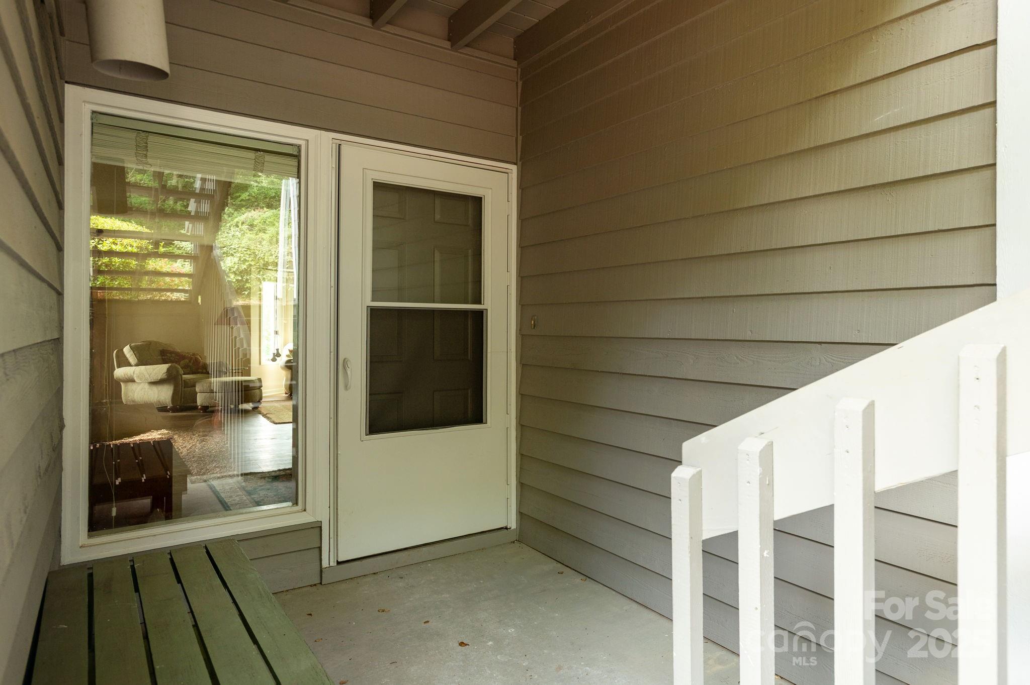 103 GOLFSIDE Drive — Flat Rock