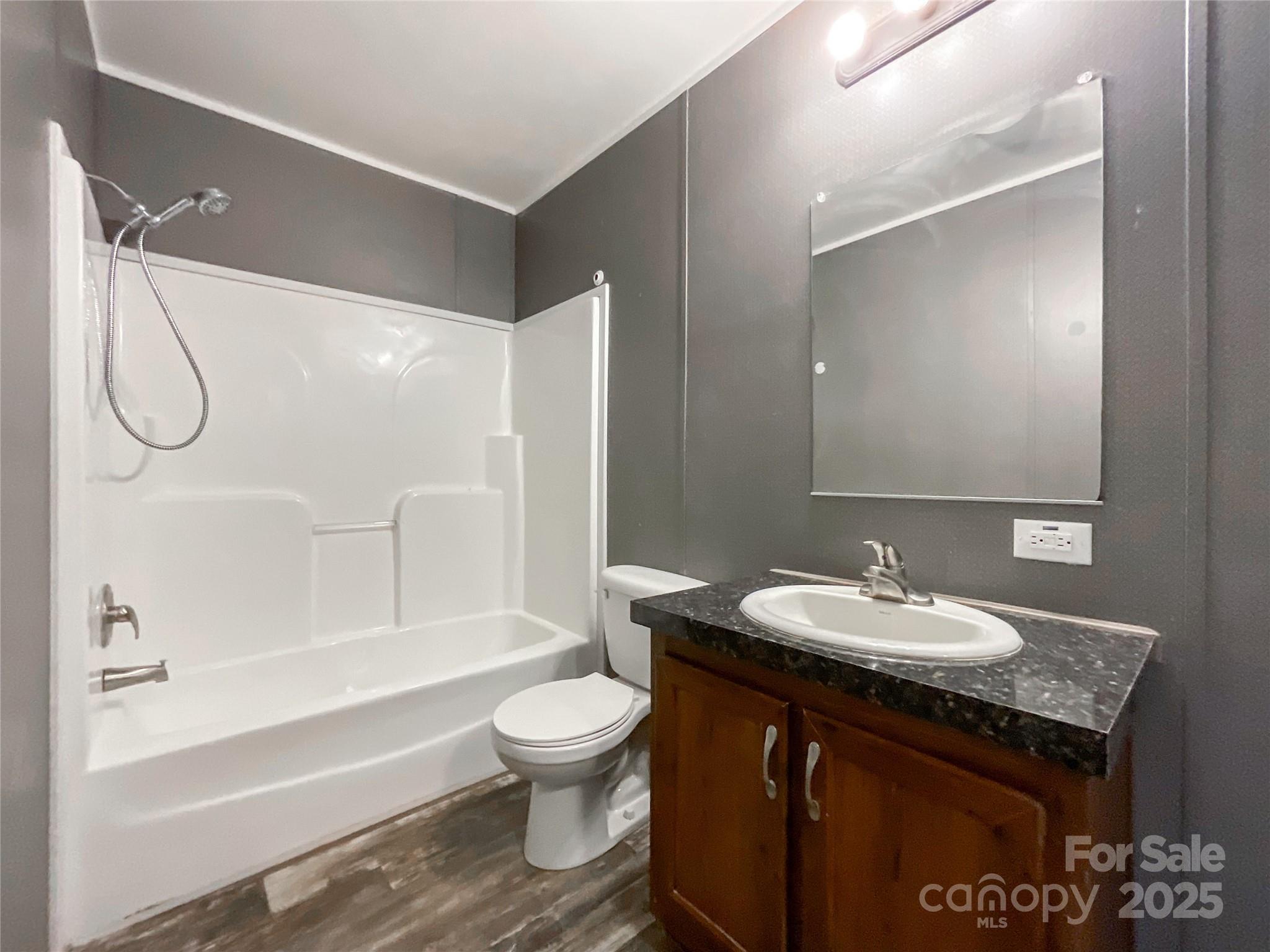 5321 State line Road — Marshville