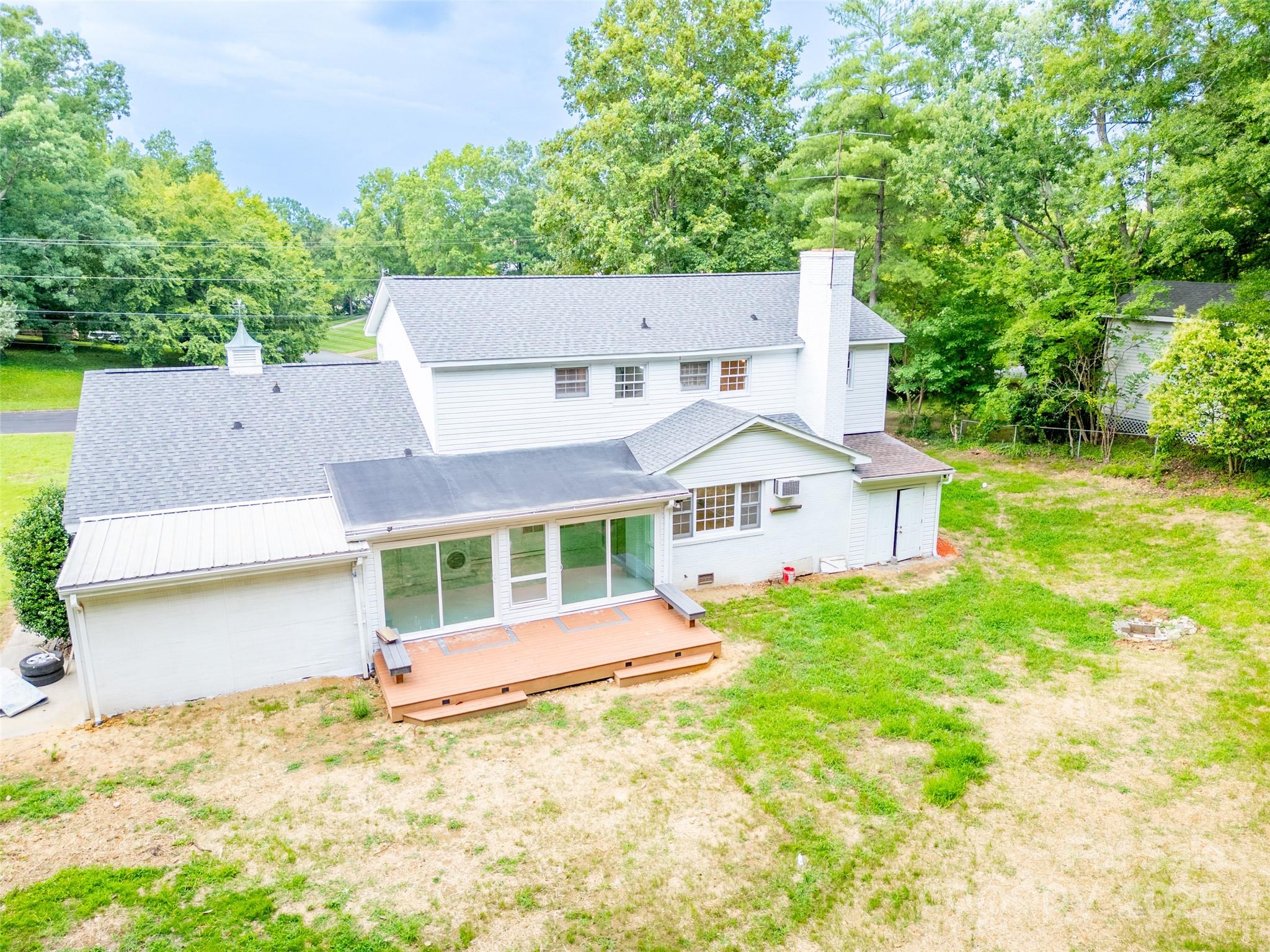 1728 Colony Road — Salisbury