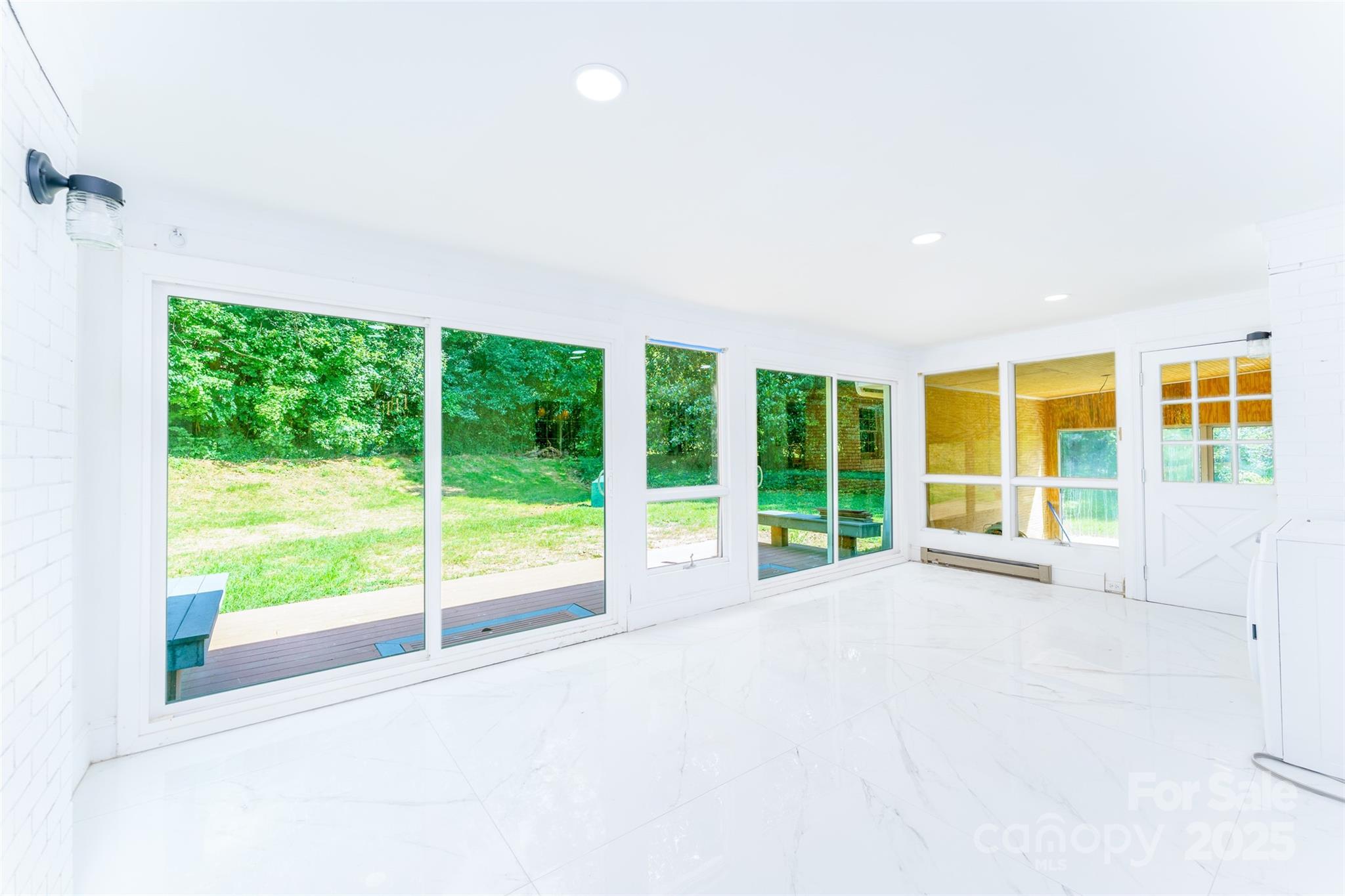 1728 Colony Road — Salisbury