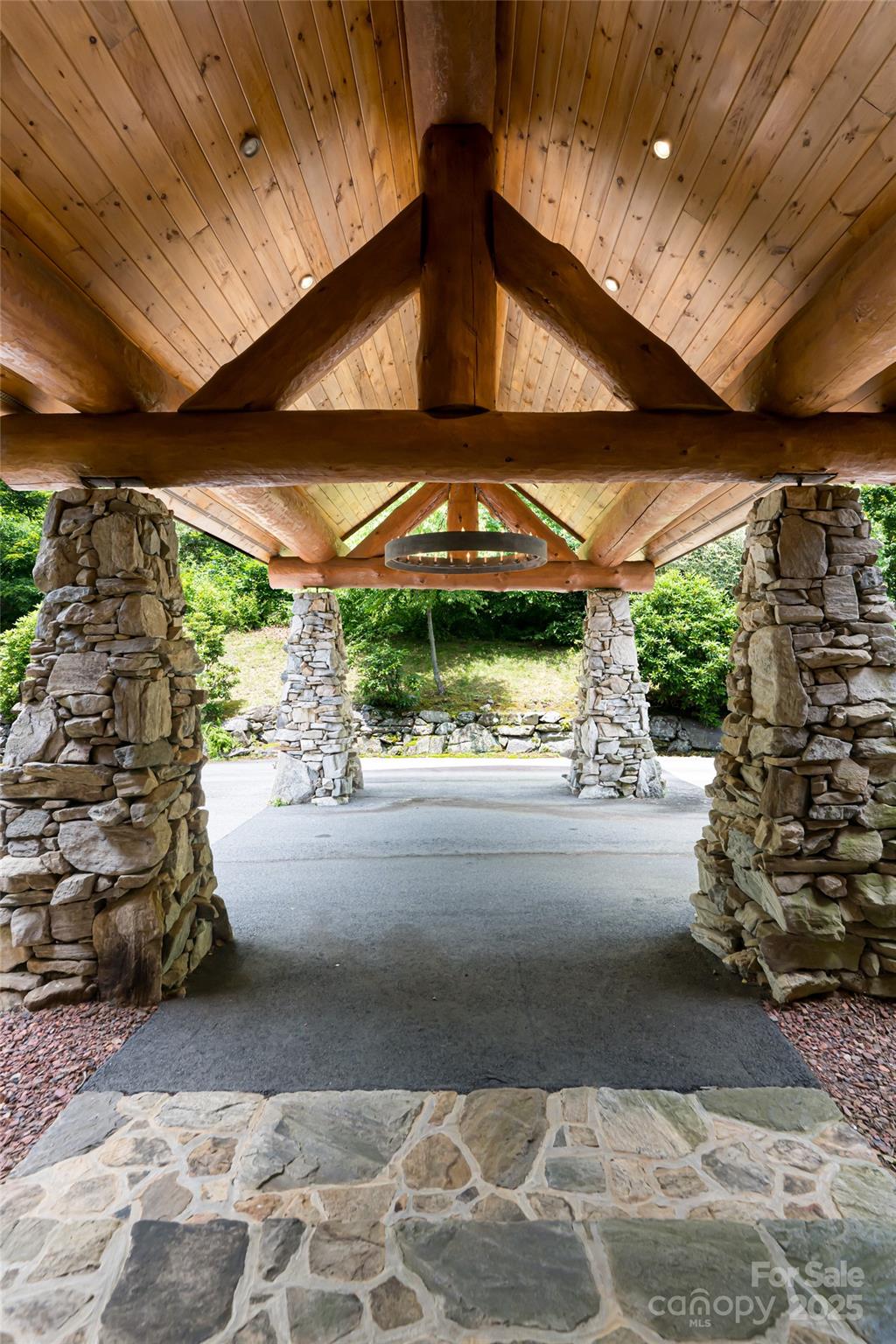 303 Flying Hawk Trail — Waynesville