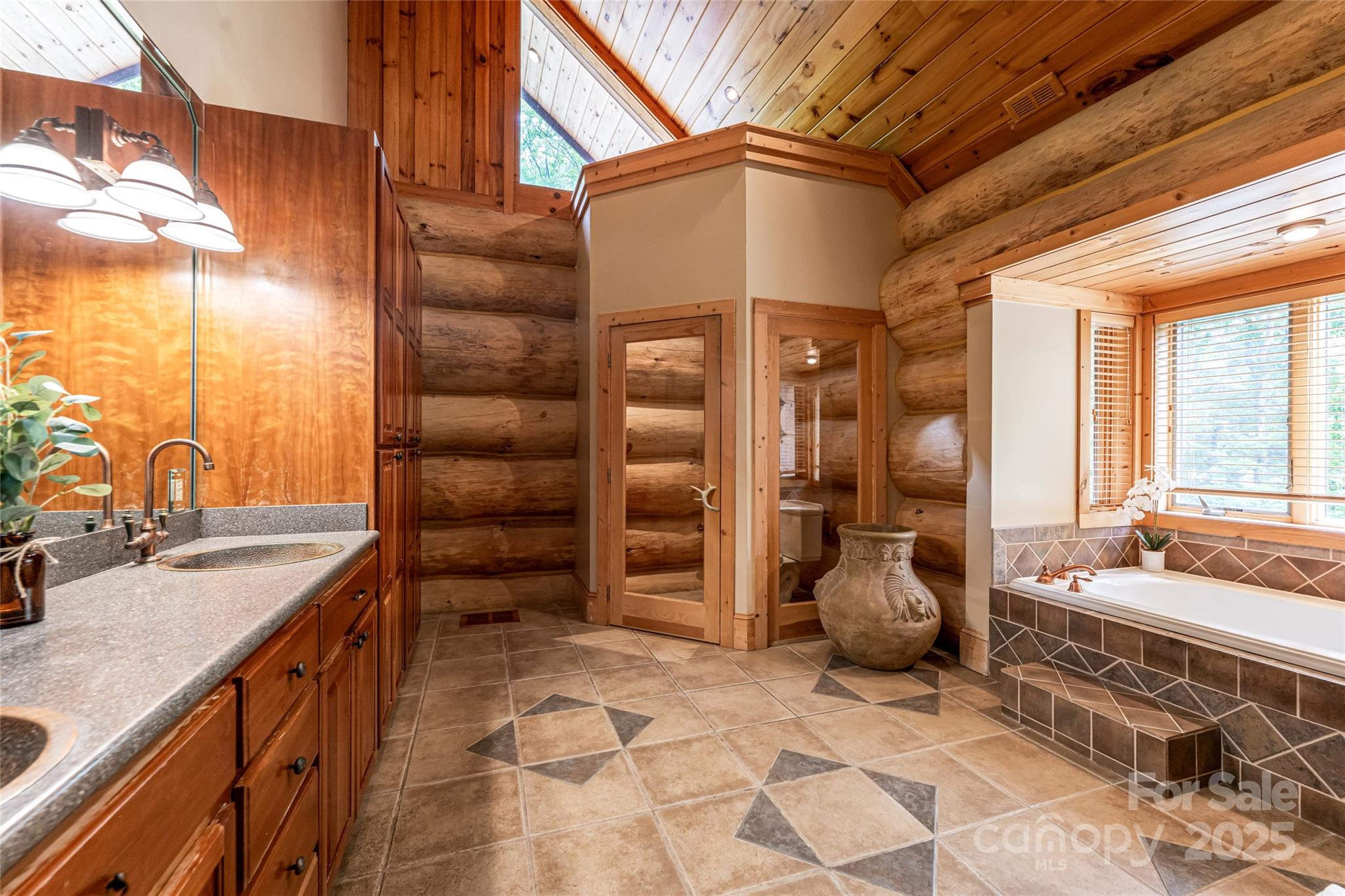 303 Flying Hawk Trail — Waynesville