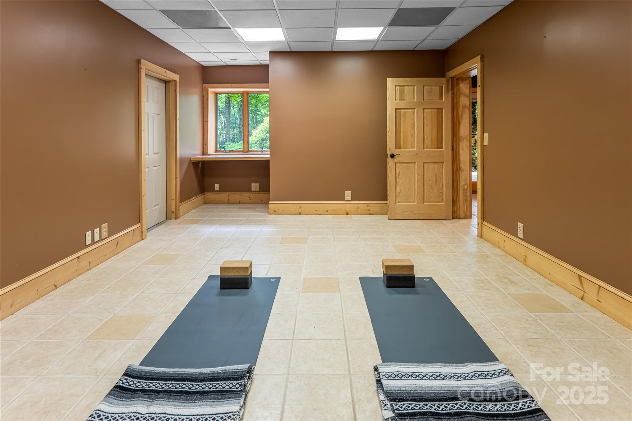 303 Flying Hawk Trail — Waynesville