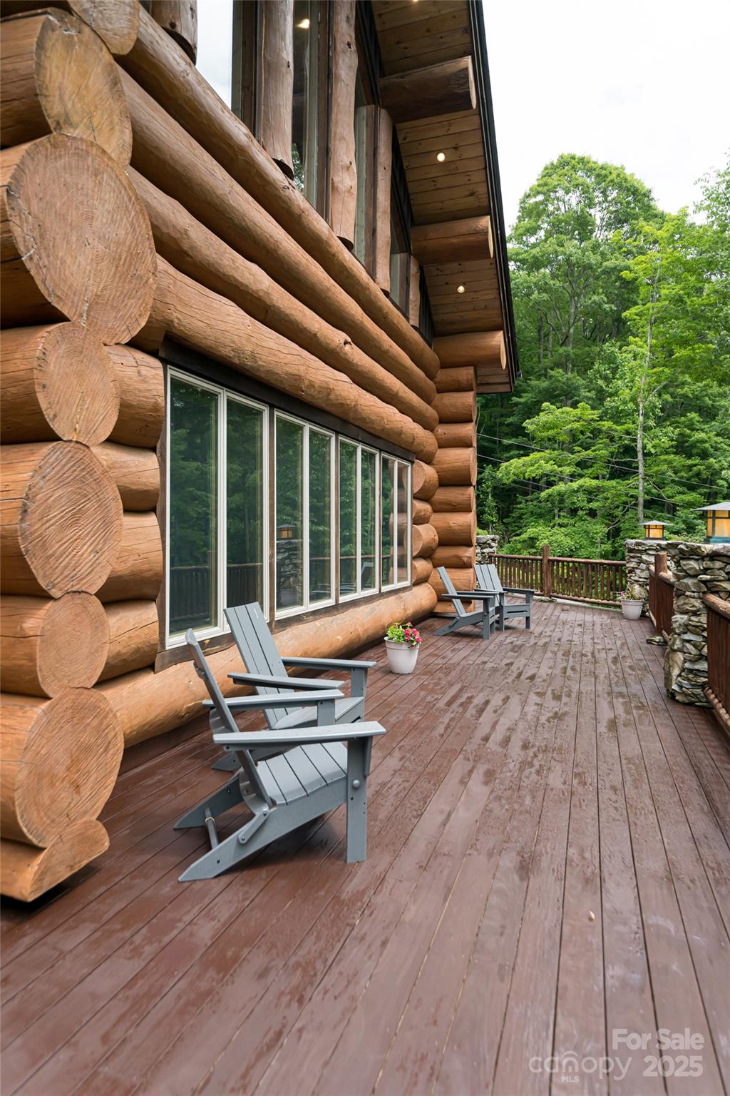 303 Flying Hawk Trail — Waynesville