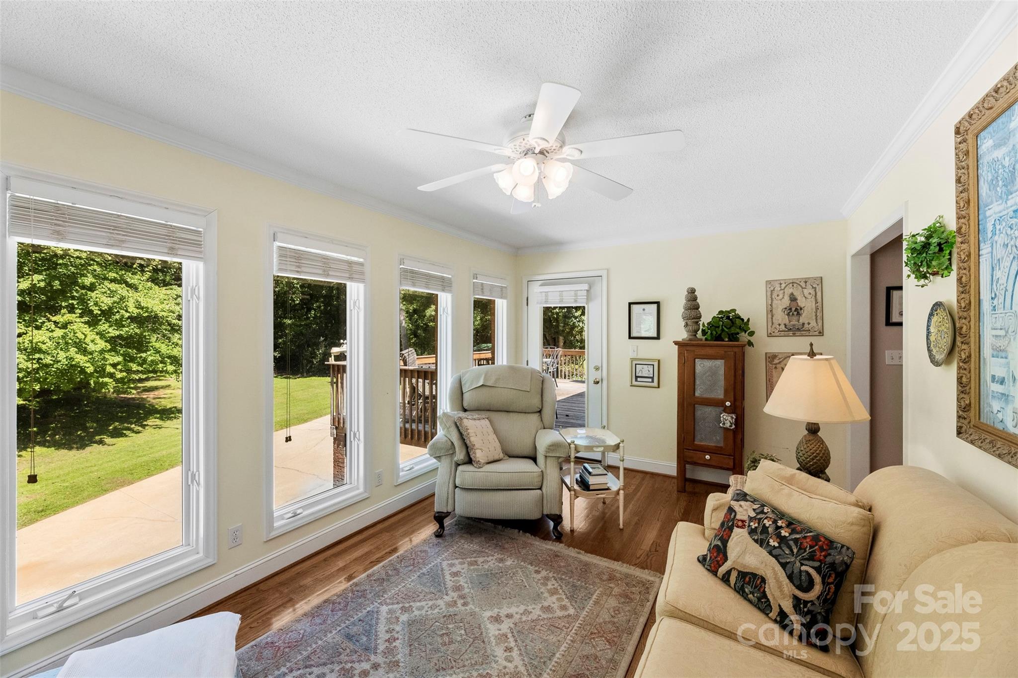 600 Queens Road — Cherryville