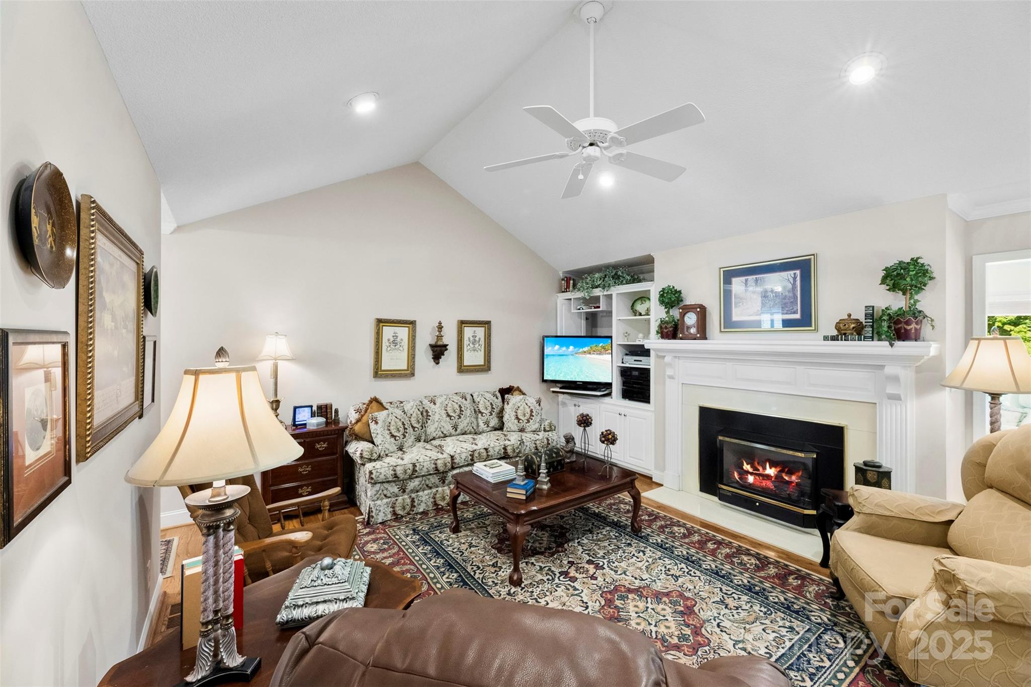 600 Queens Road — Cherryville