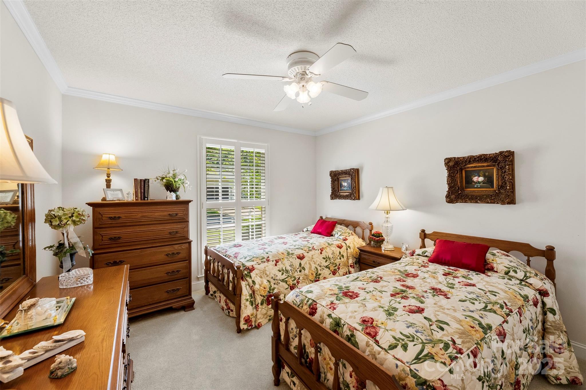 600 Queens Road — Cherryville