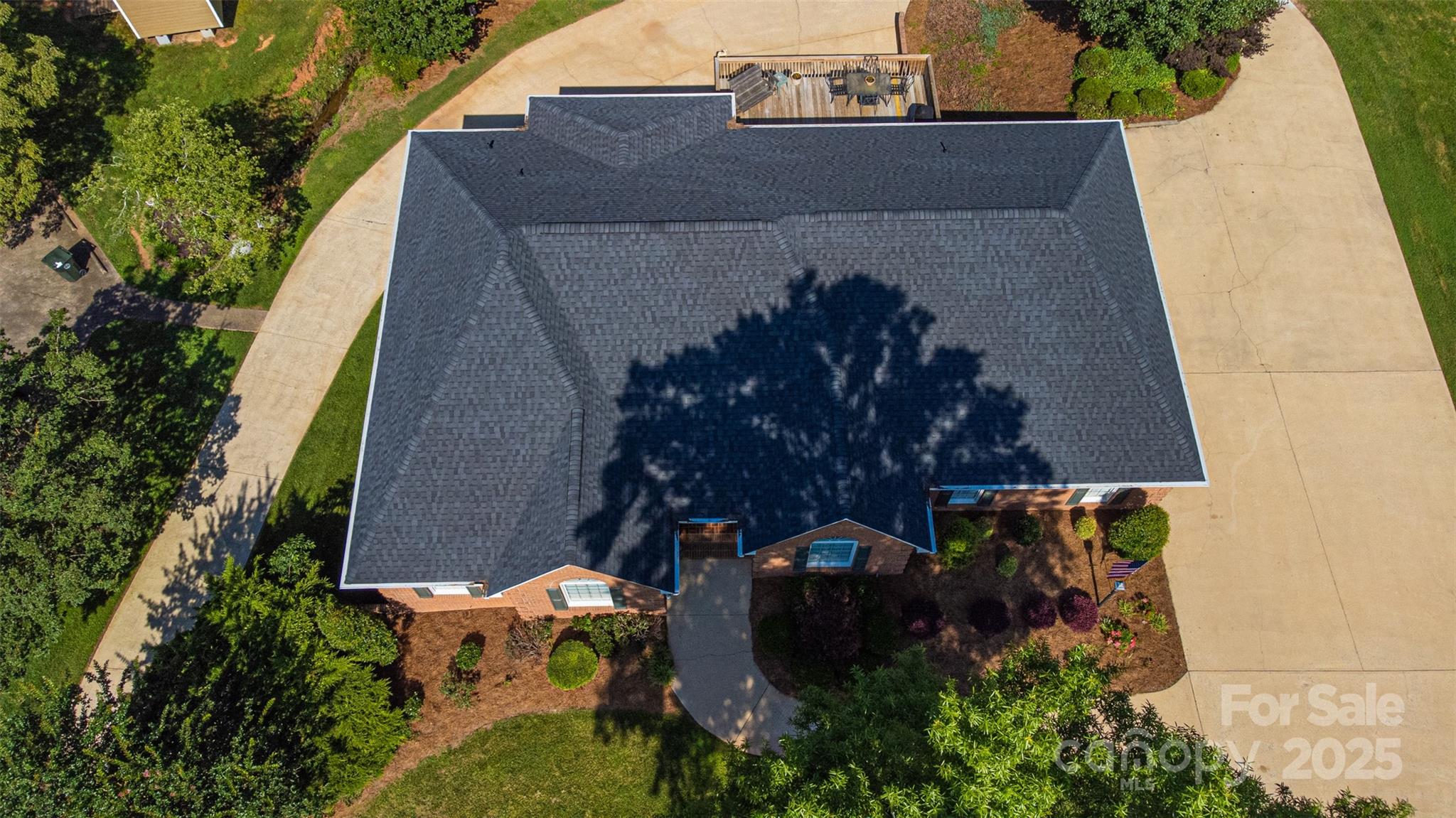 600 Queens Road — Cherryville