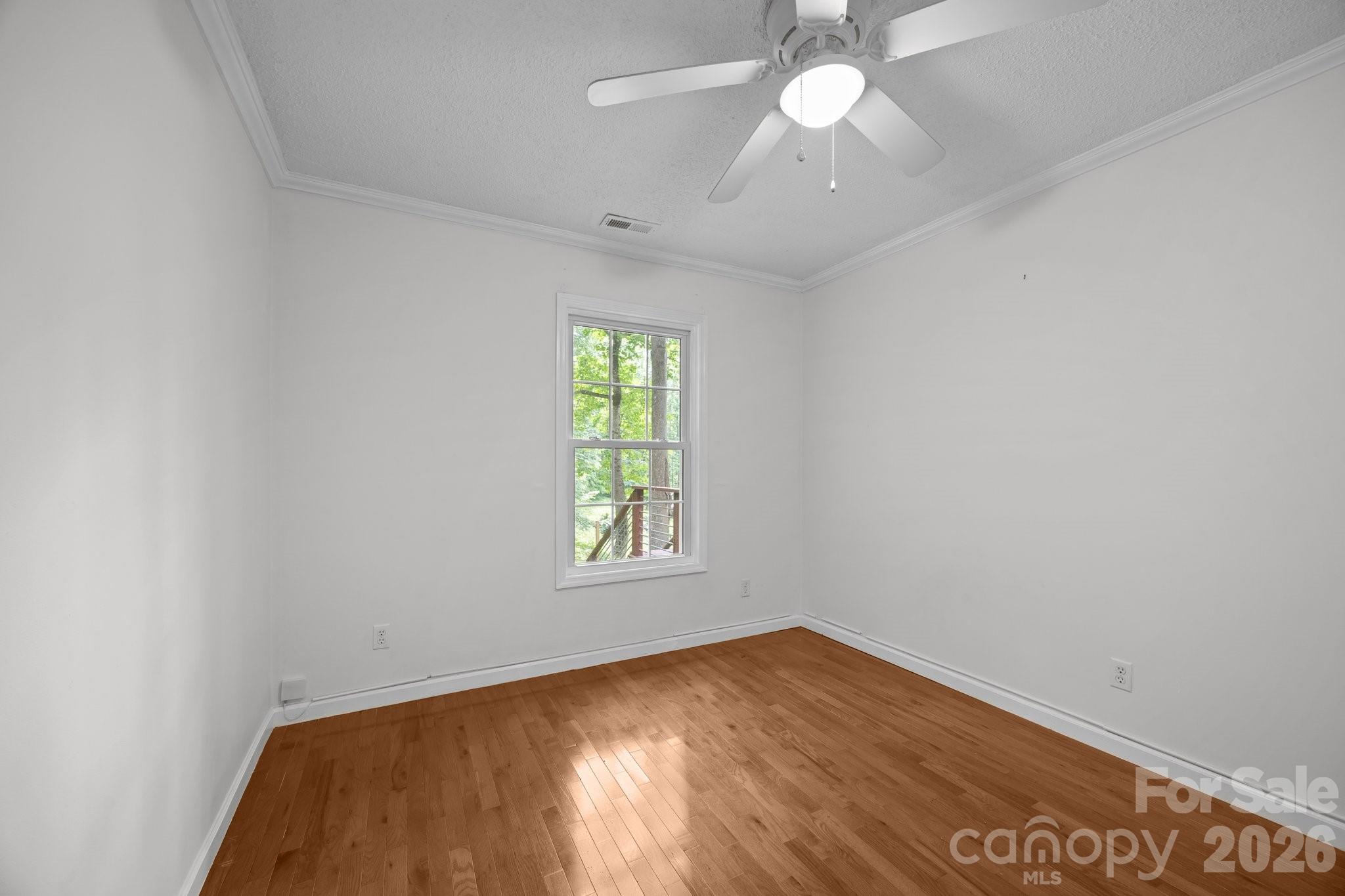 193 Timberside Drive — Mars Hill