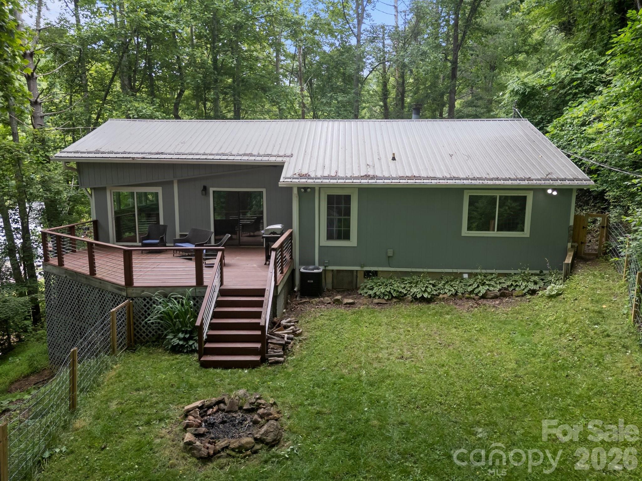 193 Timberside Drive — Mars Hill