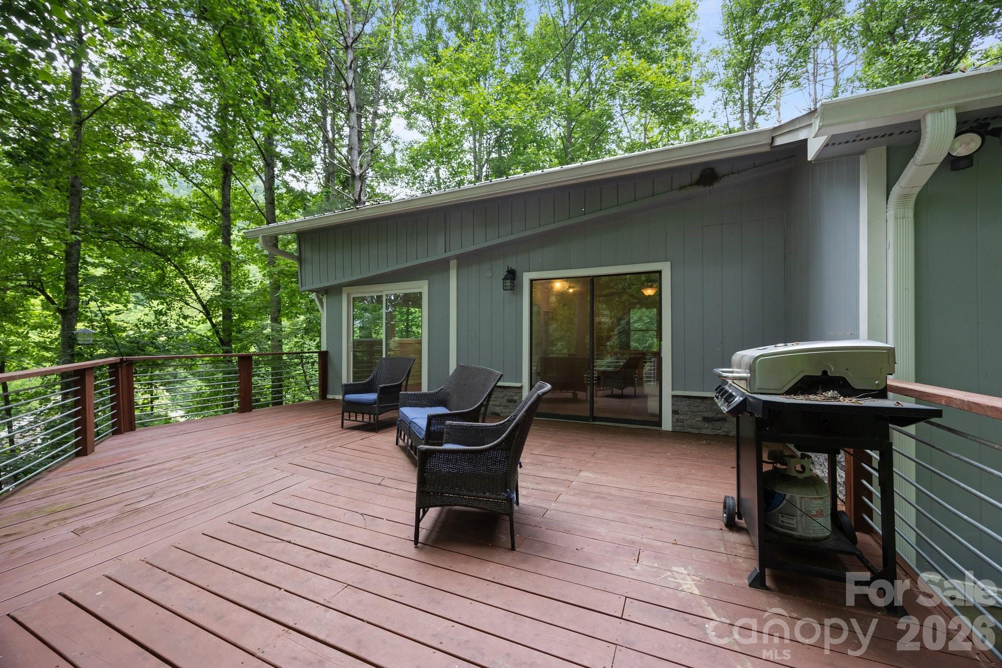 193 Timberside Drive — Mars Hill