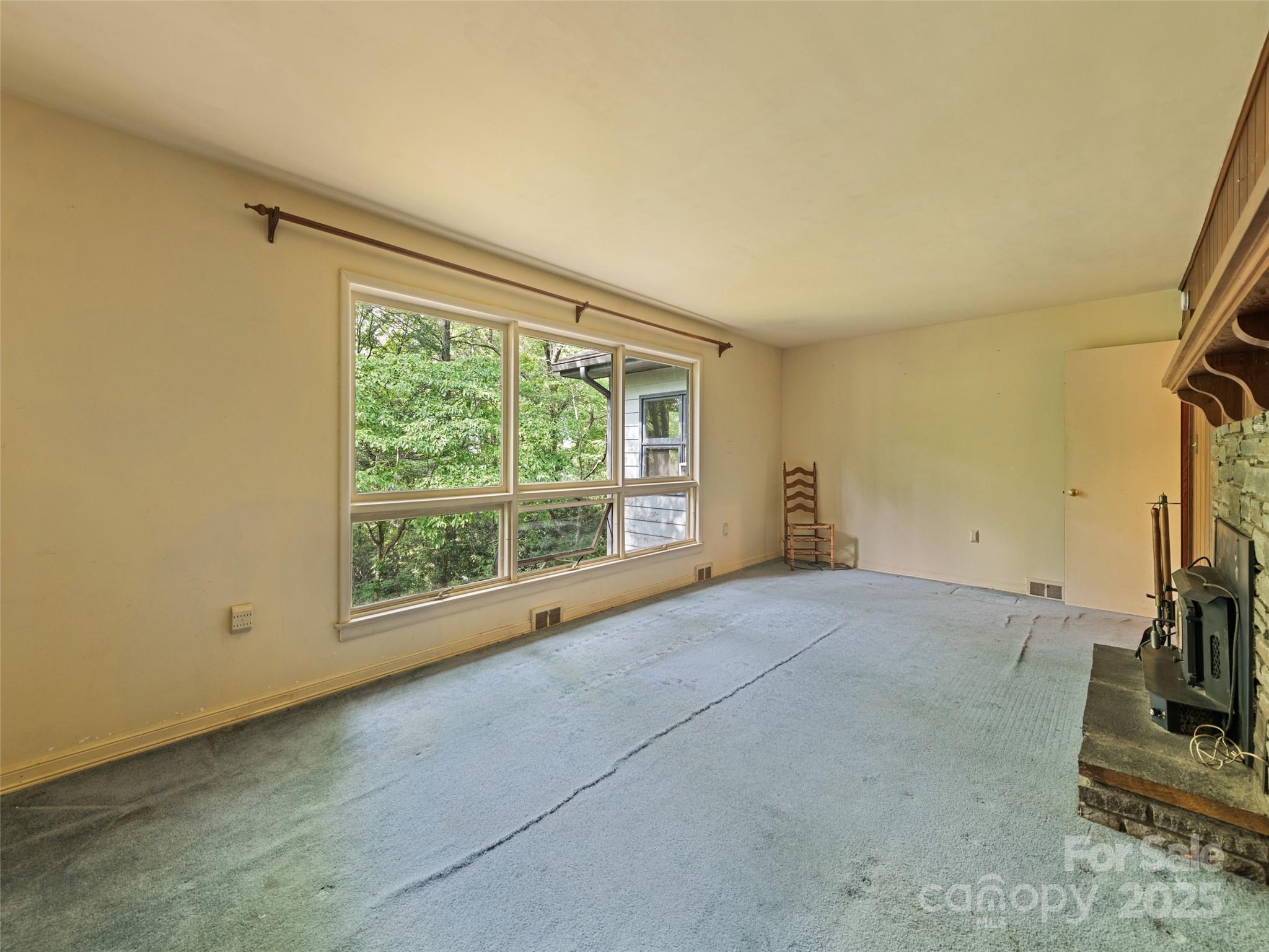 88 Laurel Loop — Maggie Valley