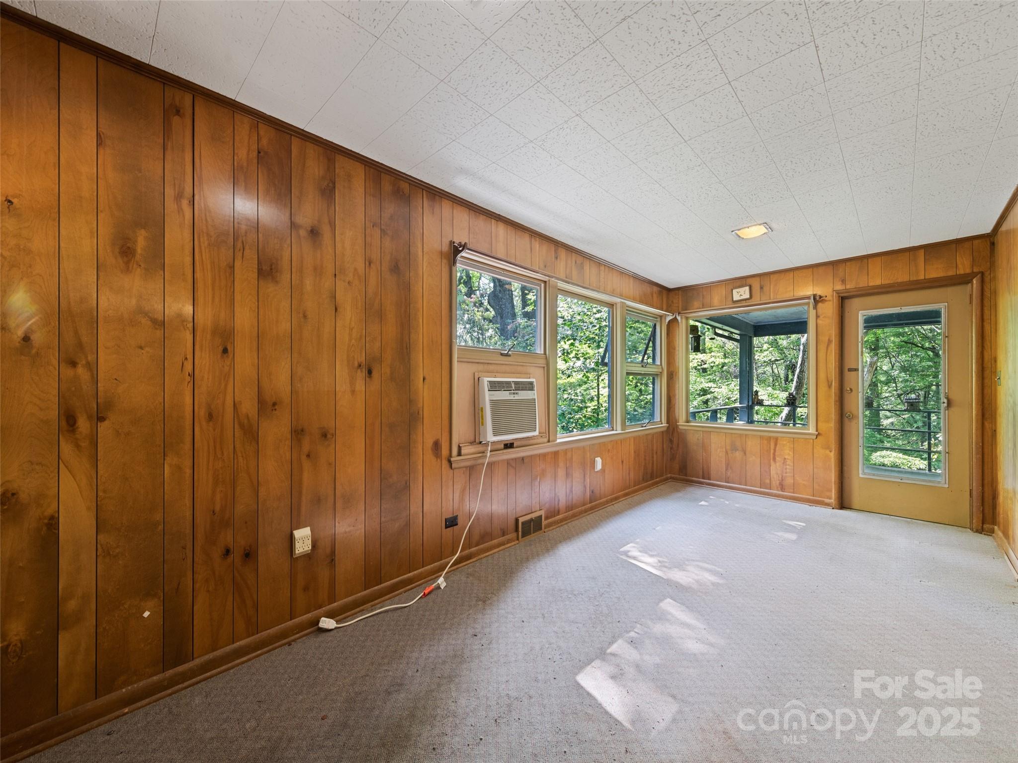 88 Laurel Loop — Maggie Valley