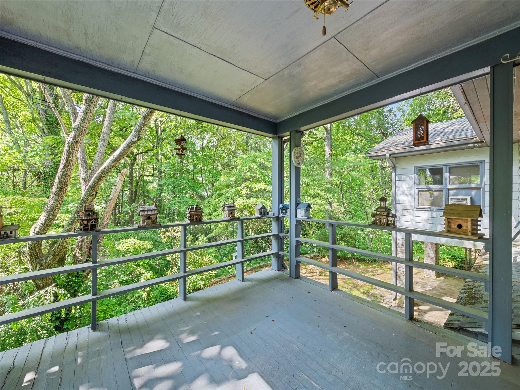 88 Laurel Loop — Maggie Valley