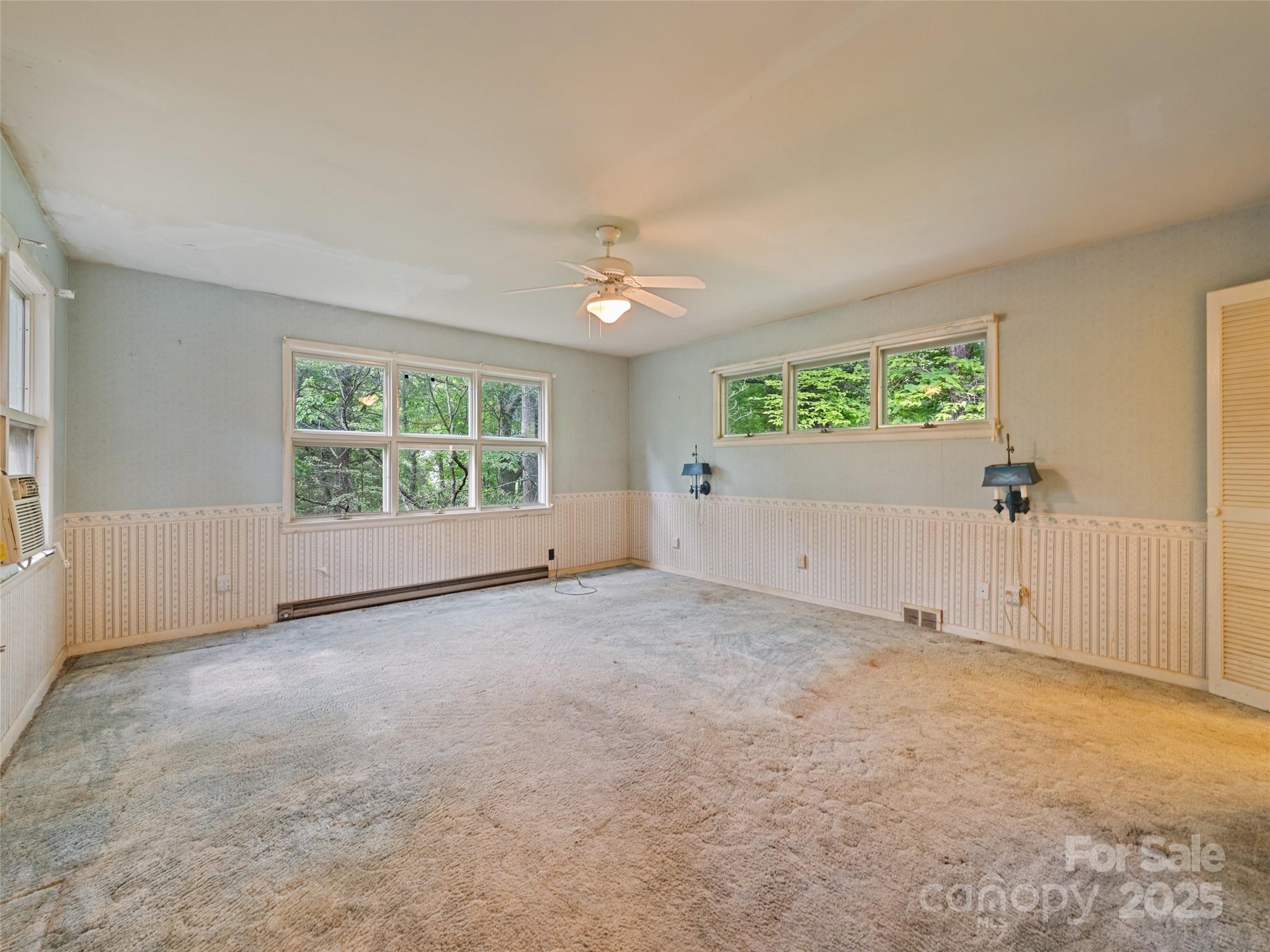 88 Laurel Loop — Maggie Valley