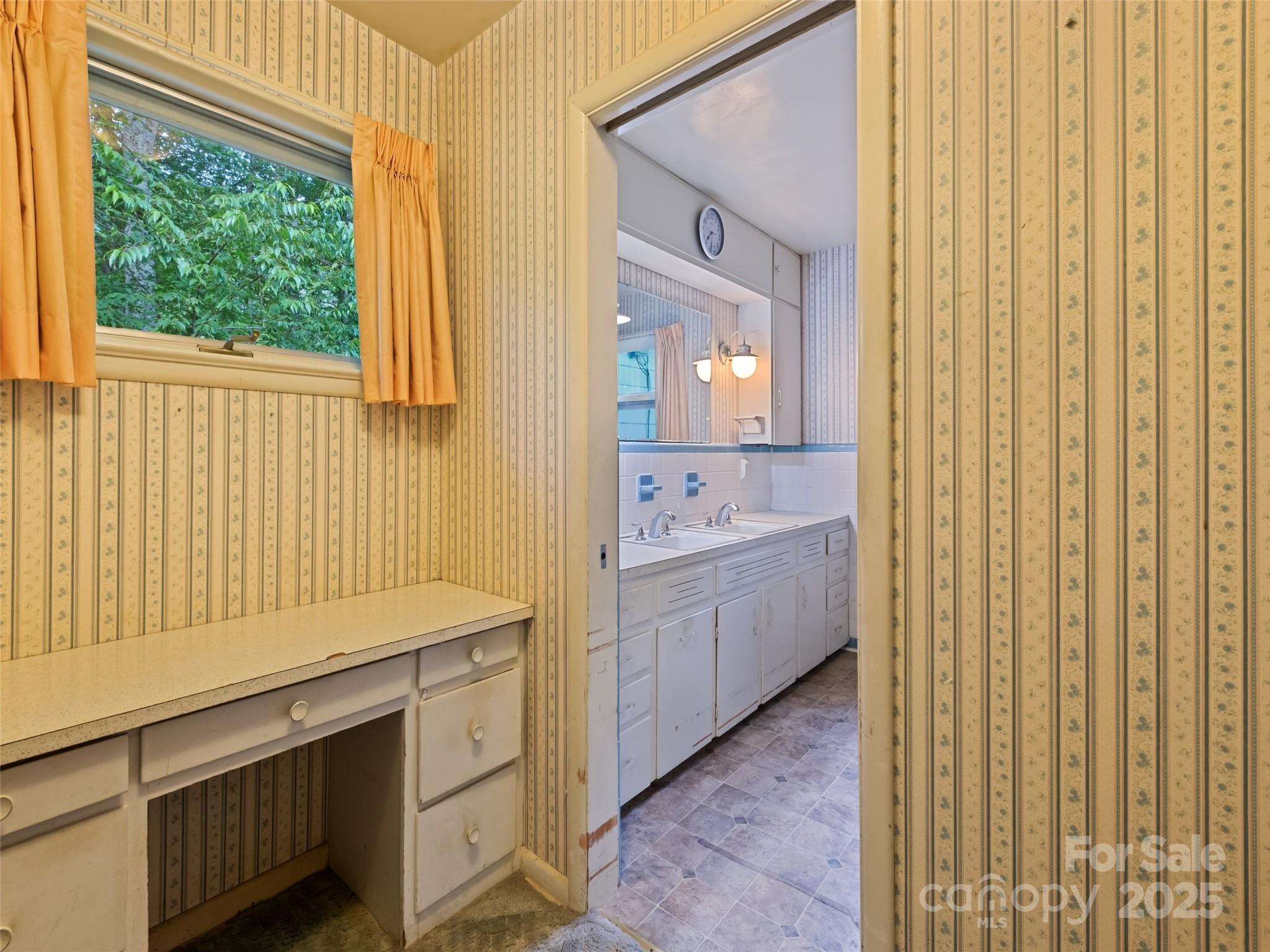 88 Laurel Loop — Maggie Valley