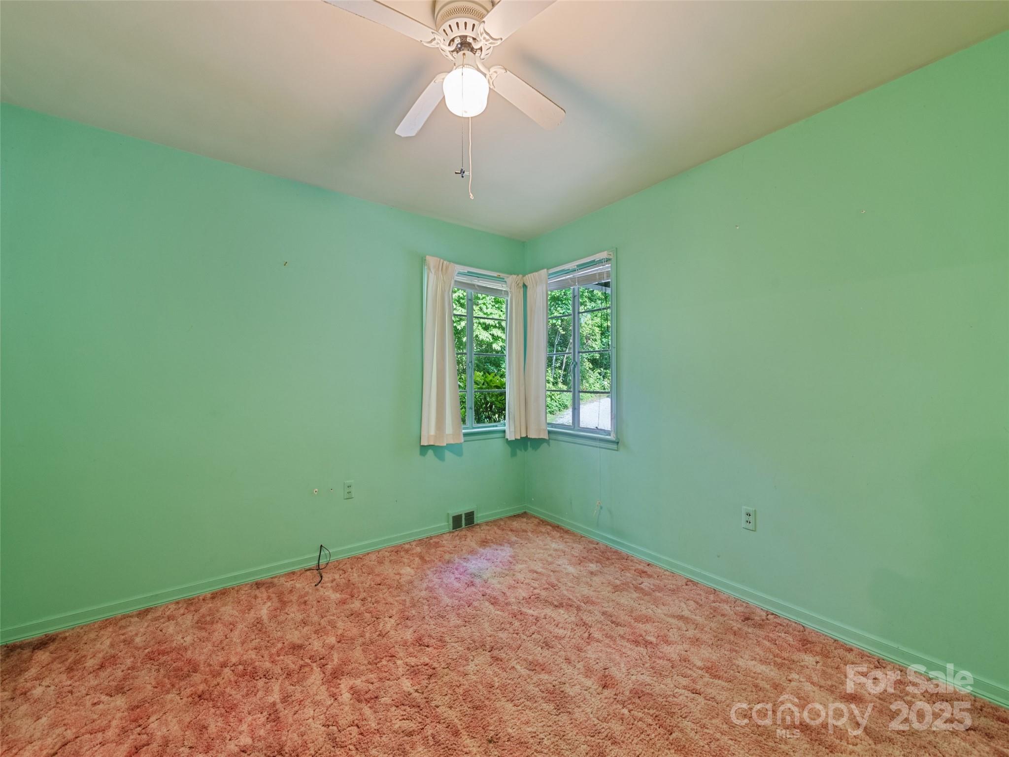 88 Laurel Loop — Maggie Valley