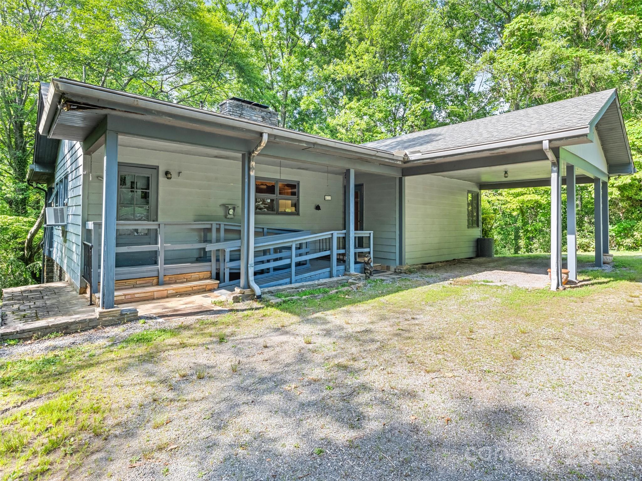88 Laurel Loop — Maggie Valley