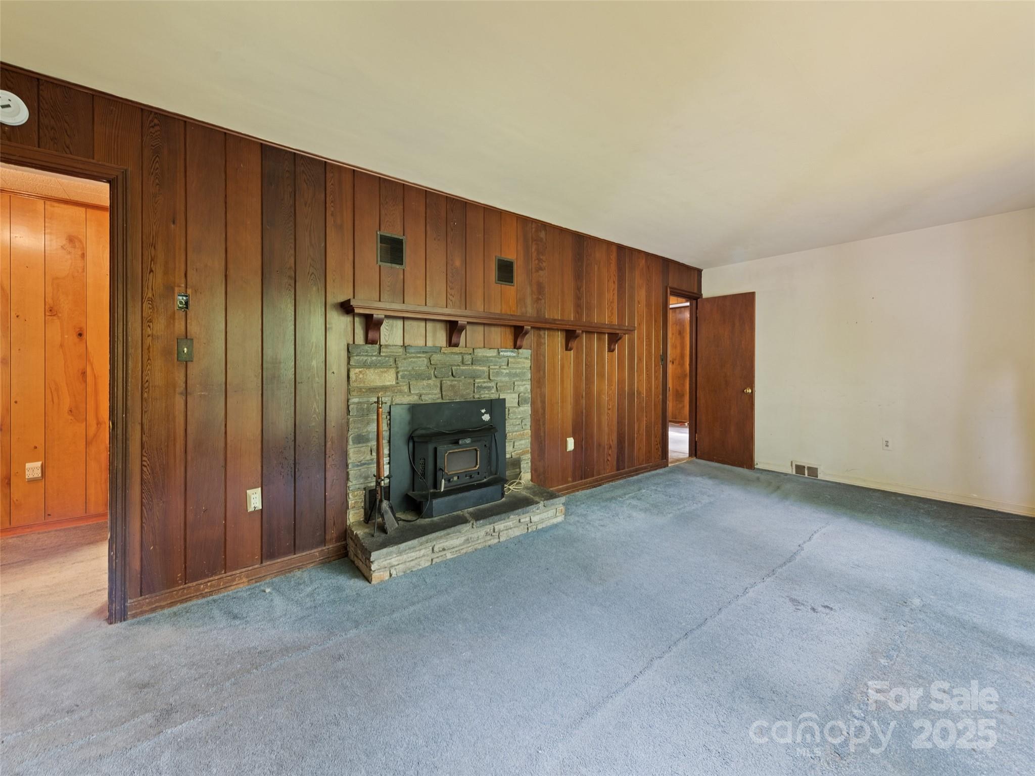 88 Laurel Loop — Maggie Valley