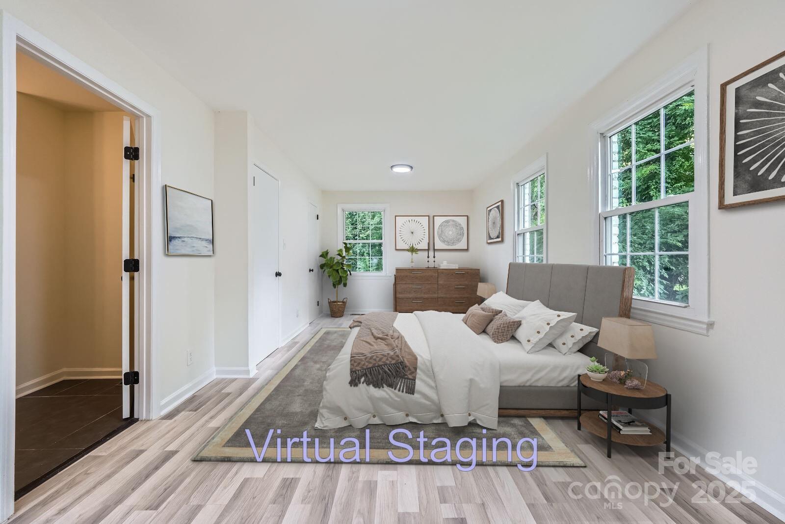 1224 E Woodlawn Road — Charlotte