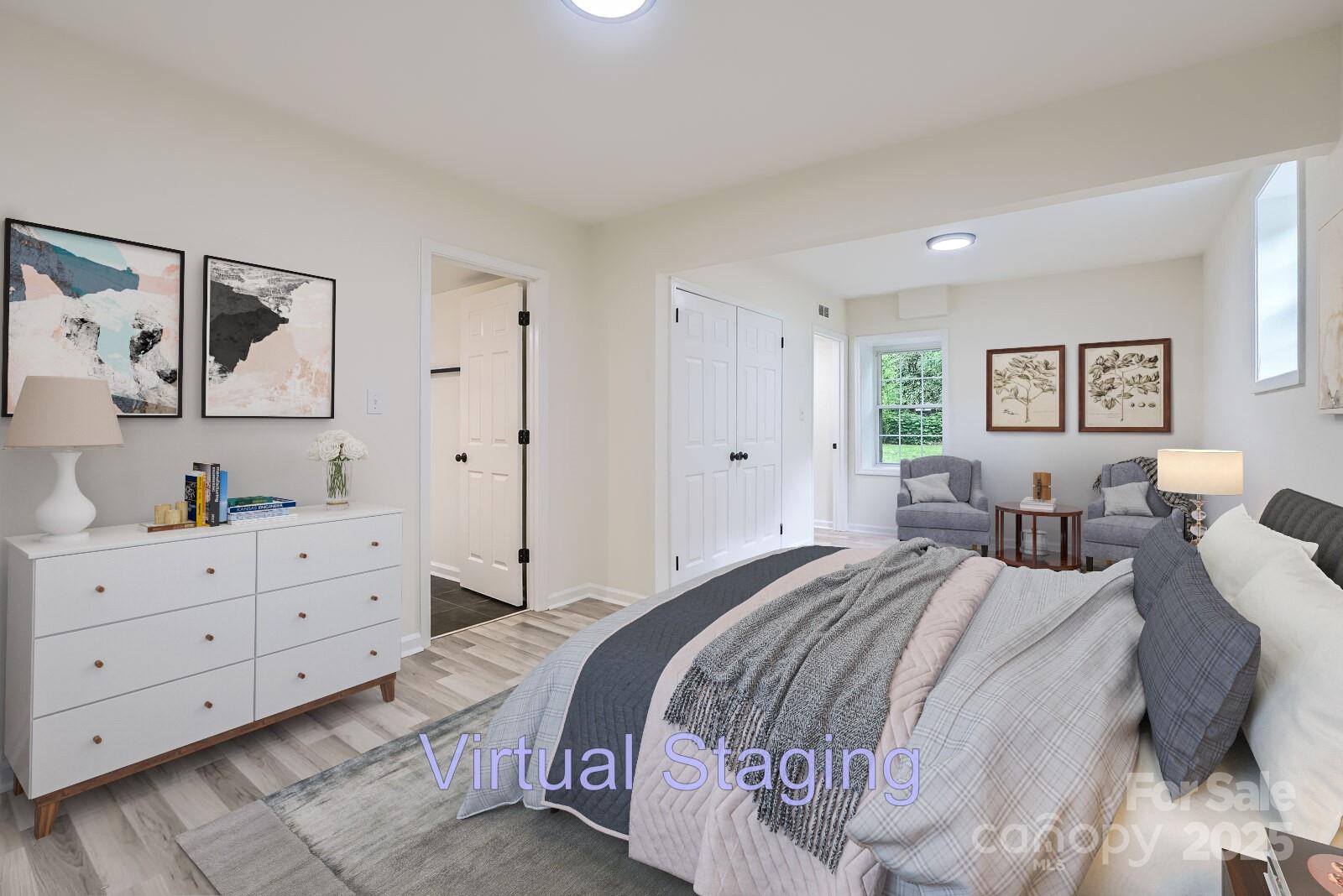 1224 E Woodlawn Road — Charlotte