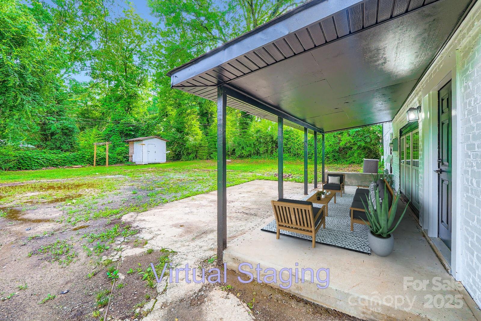 1224 E Woodlawn Road — Charlotte