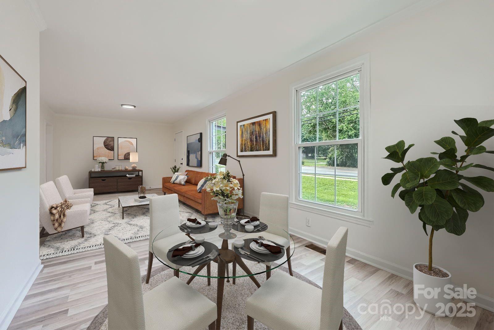 1224 E Woodlawn Road — Charlotte
