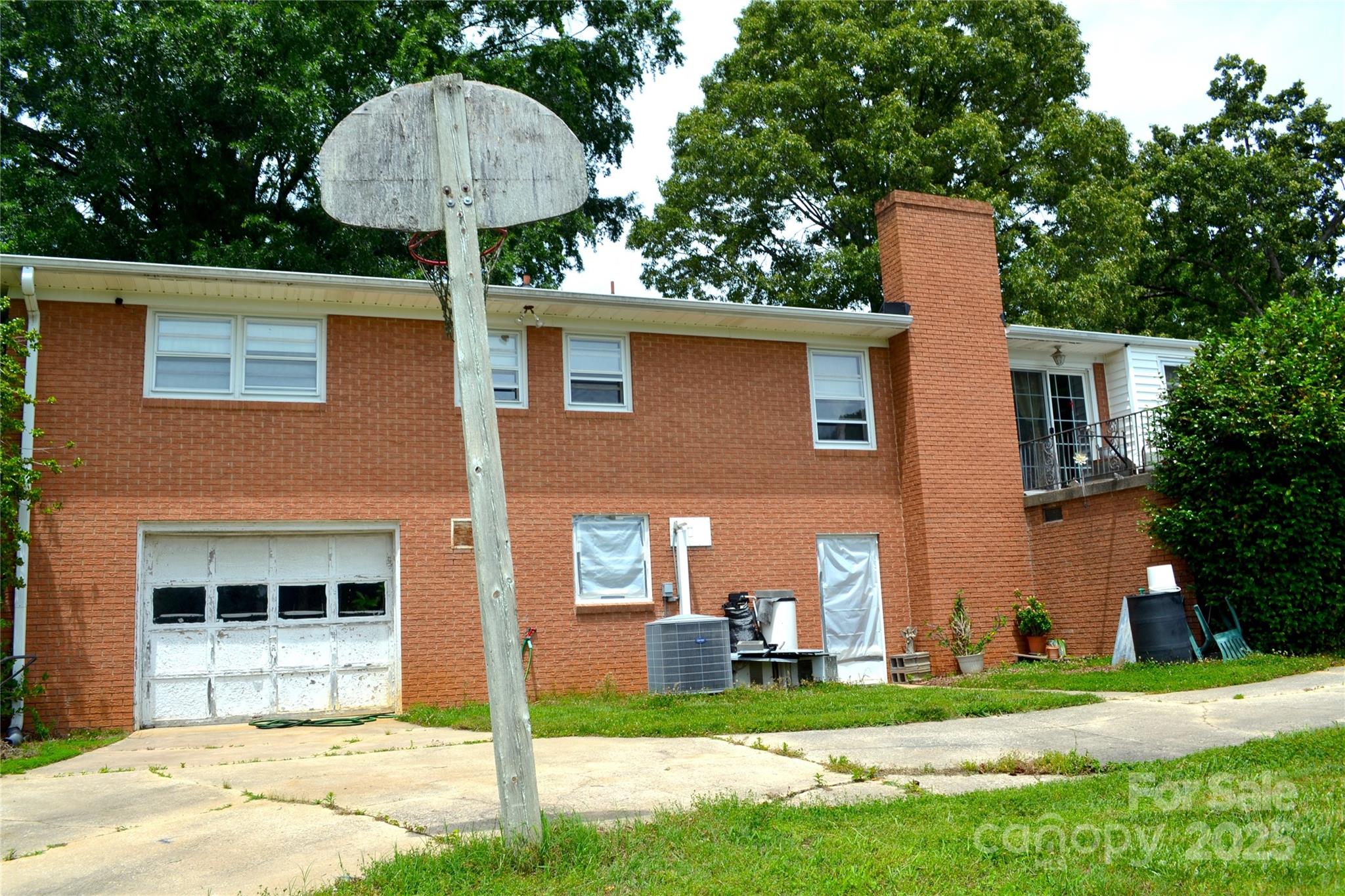 405 Wesley Heights Drive — Albemarle