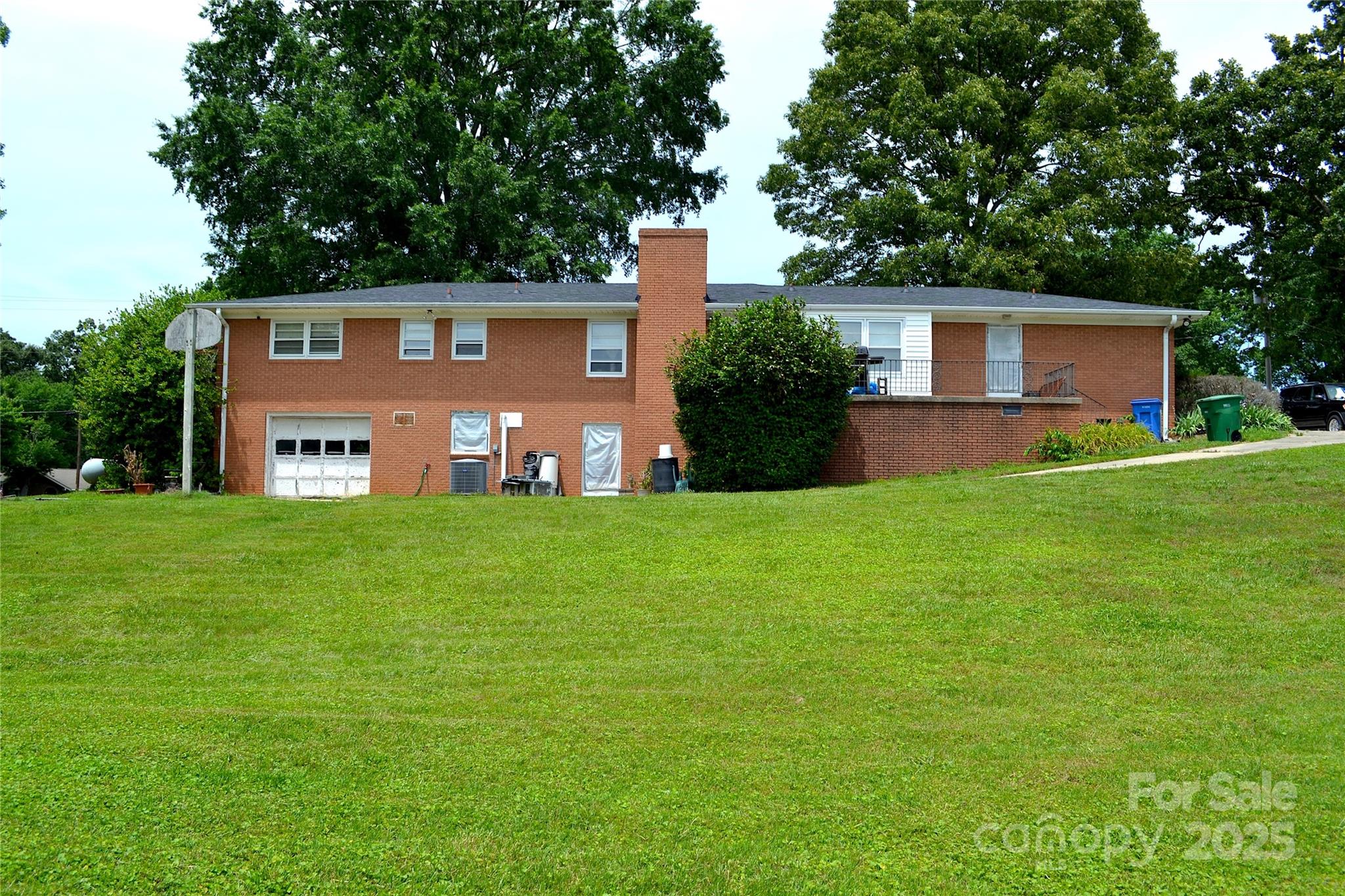 405 Wesley Heights Drive — Albemarle