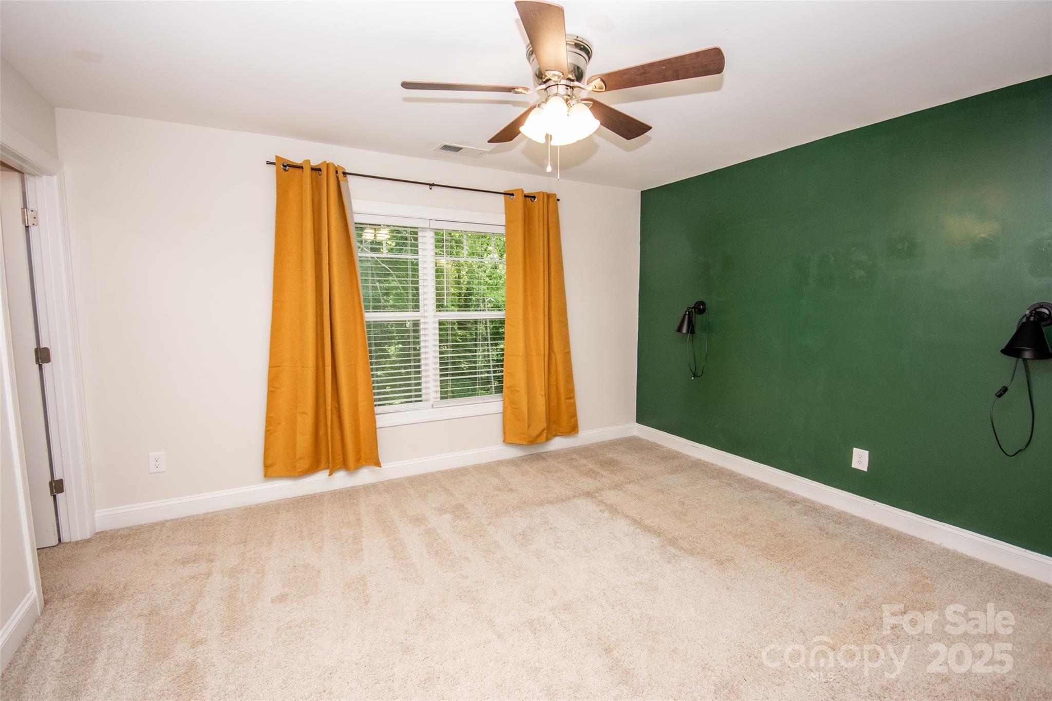 506 Broadway Court — Statesville