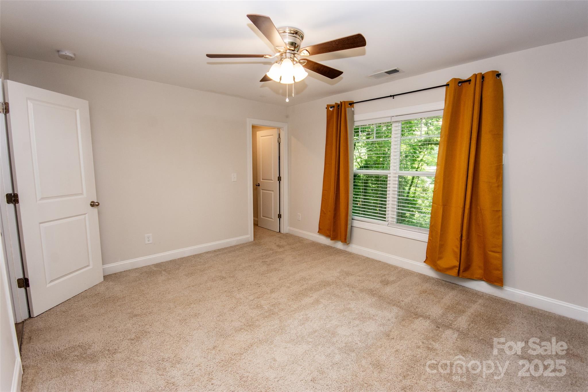 506 Broadway Court — Statesville