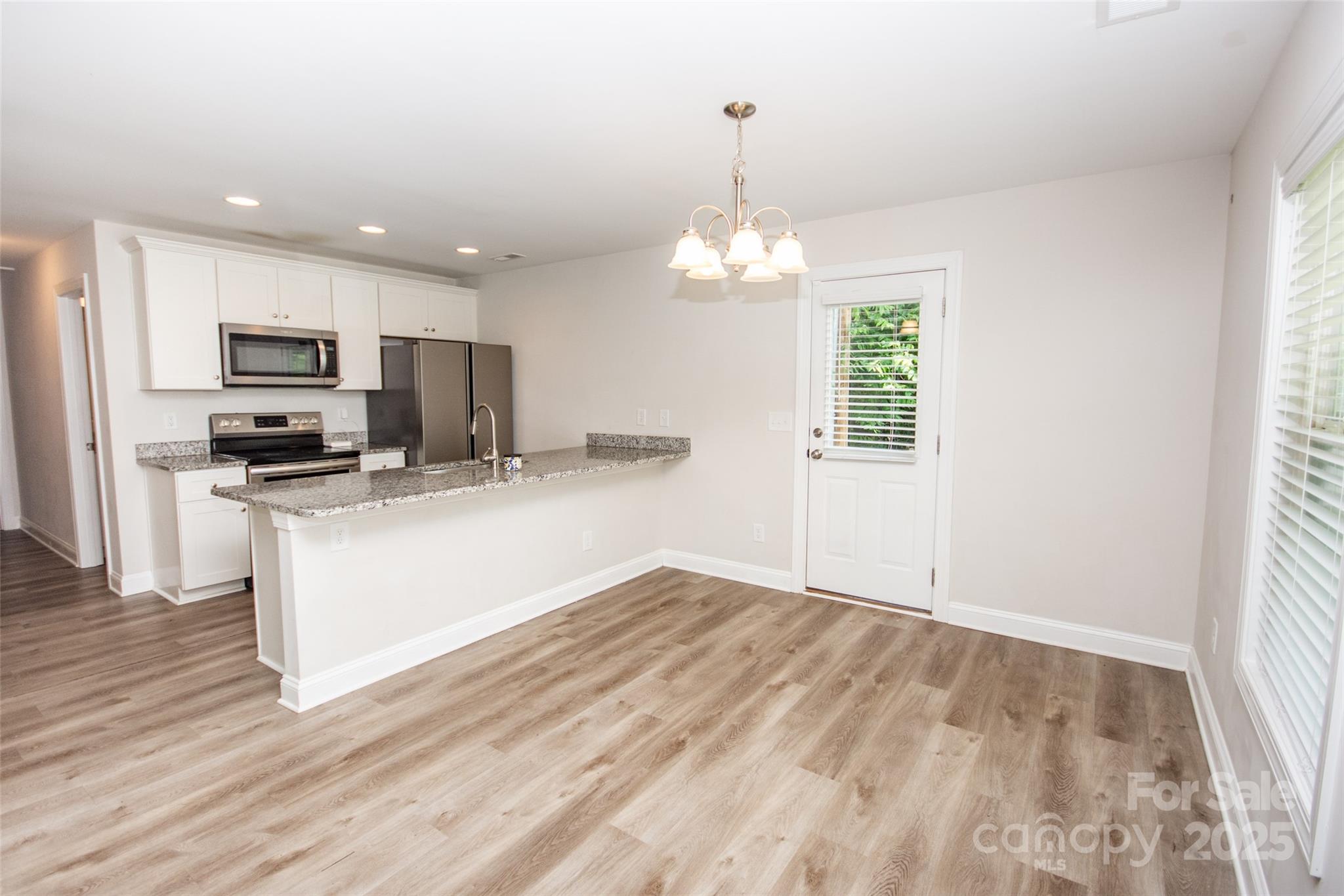 506 Broadway Court — Statesville