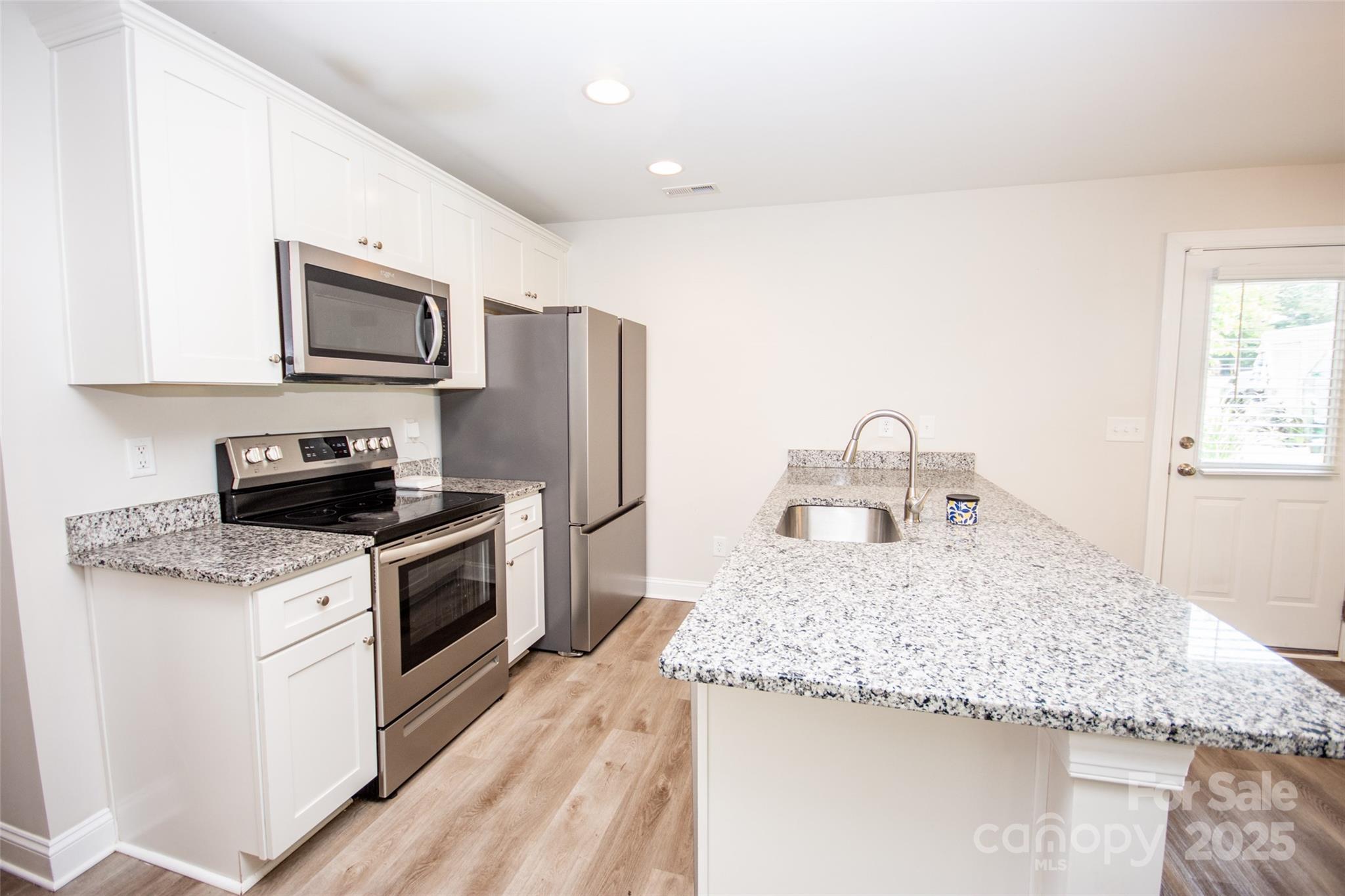 506 Broadway Court — Statesville