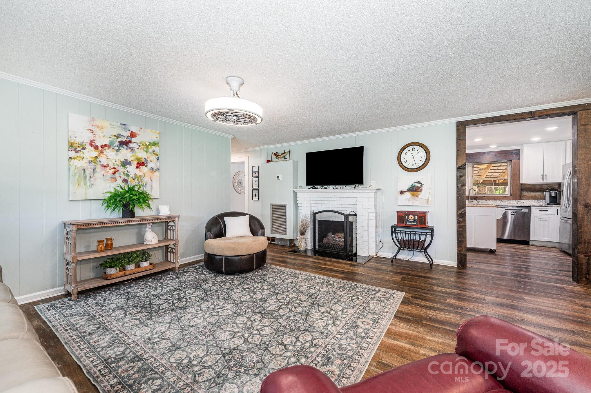 835 Holshouser Road — Rockwell