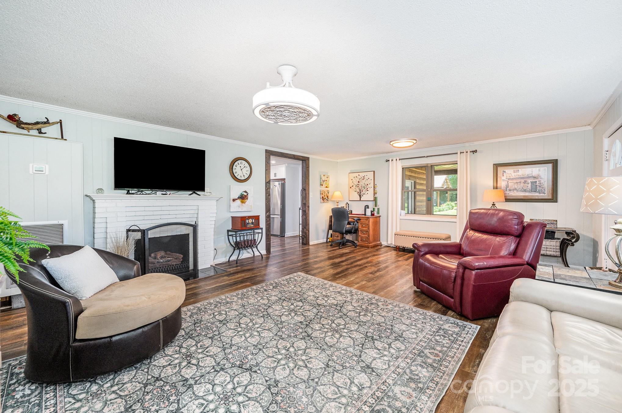835 Holshouser Road — Rockwell