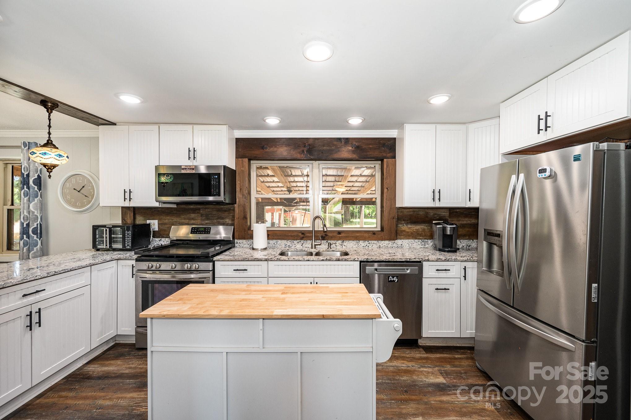 835 Holshouser Road — Rockwell