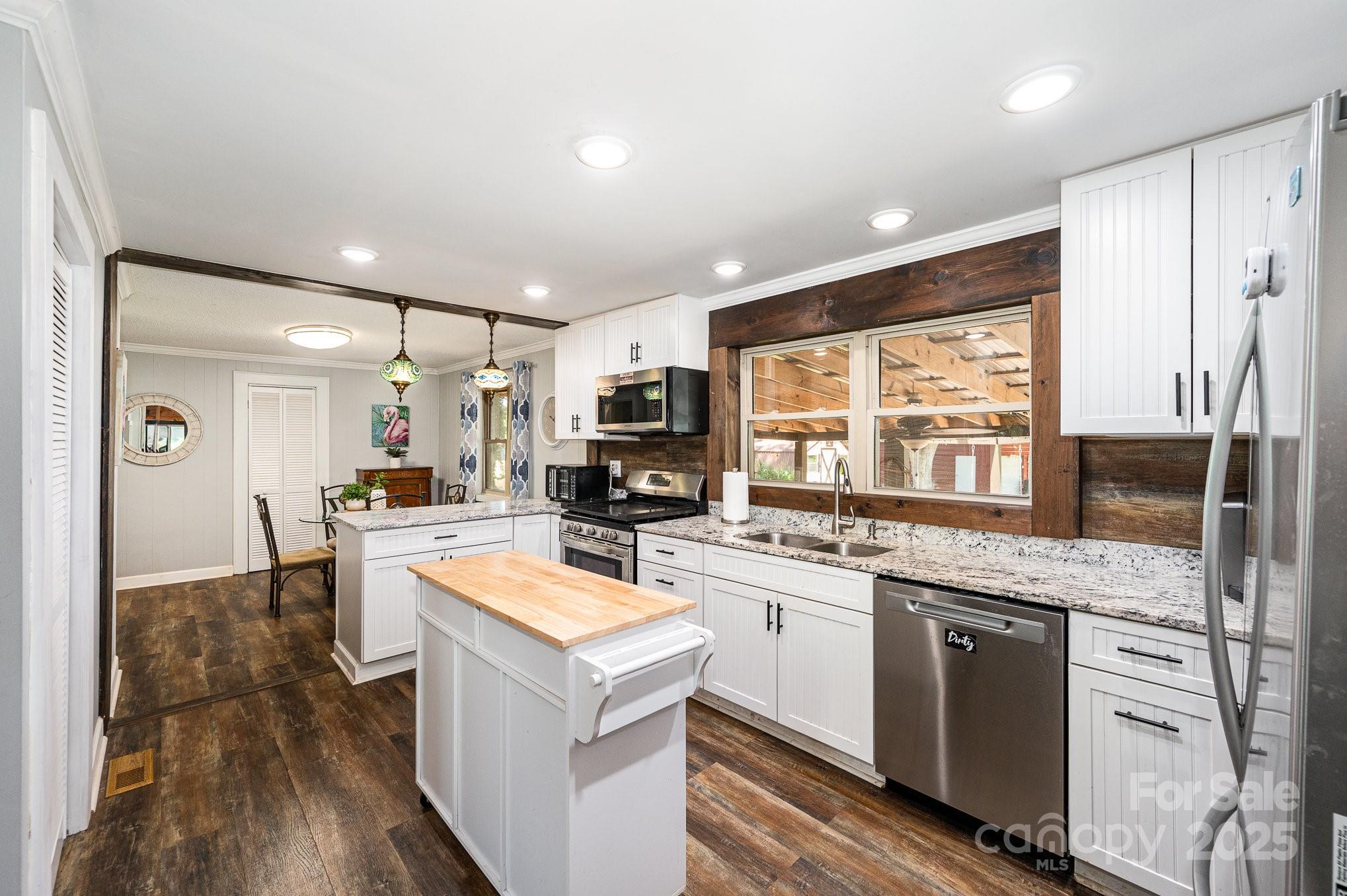 835 Holshouser Road — Rockwell