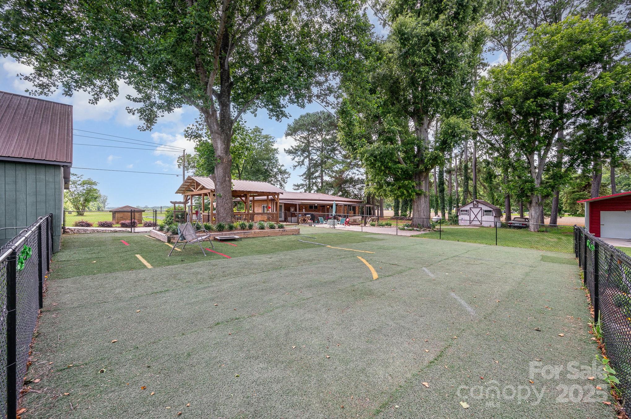 835 Holshouser Road — Rockwell