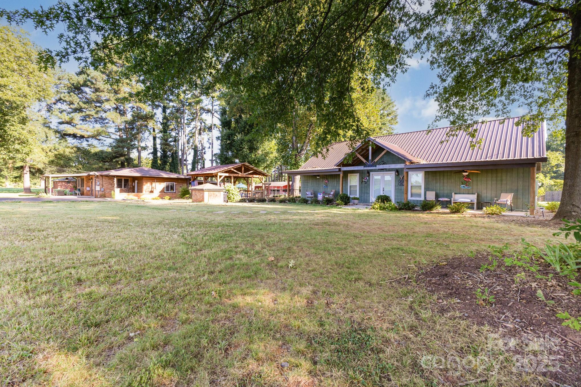 835 Holshouser Road — Rockwell