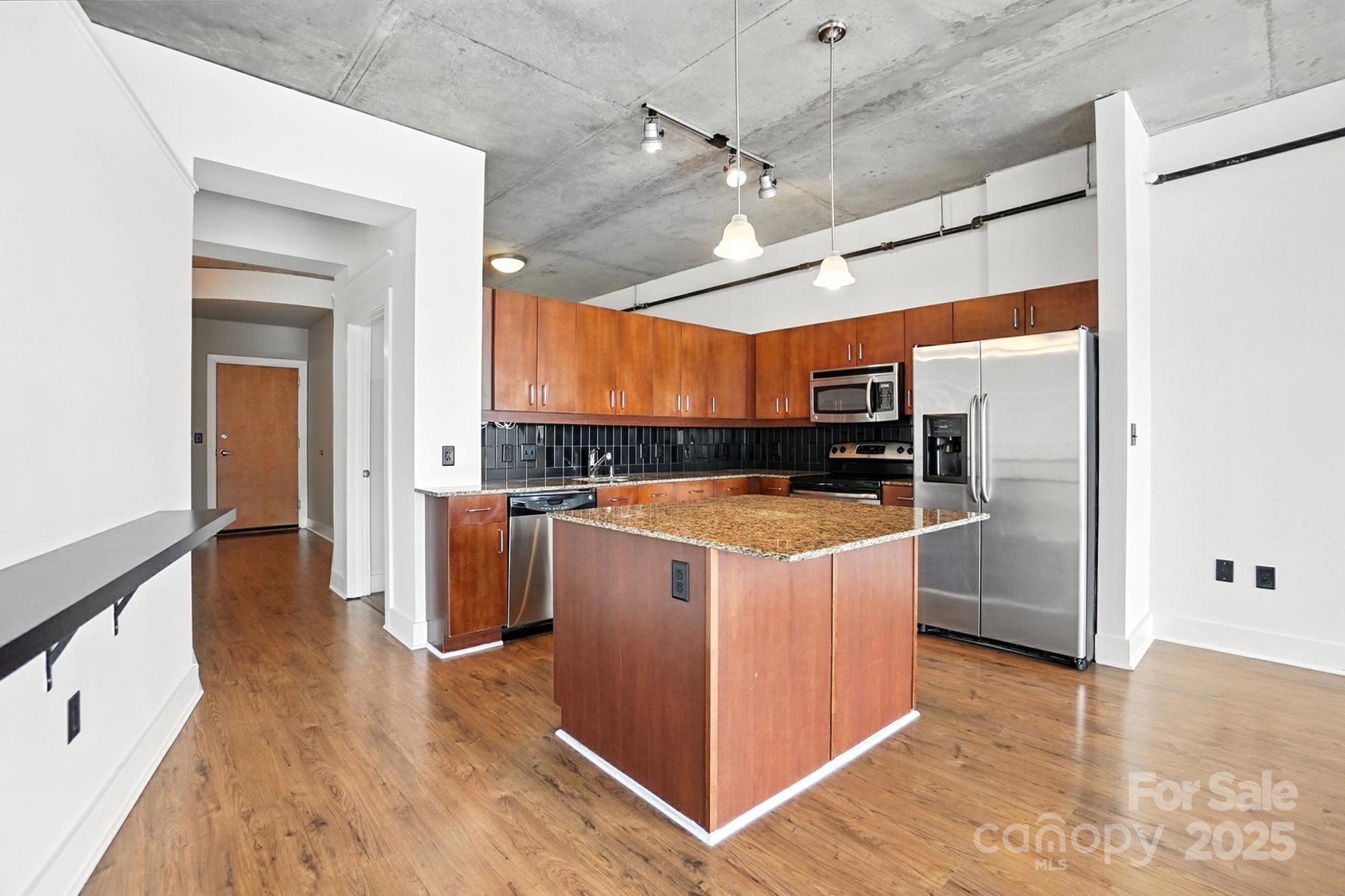 505 E 6th Street #908 — Charlotte