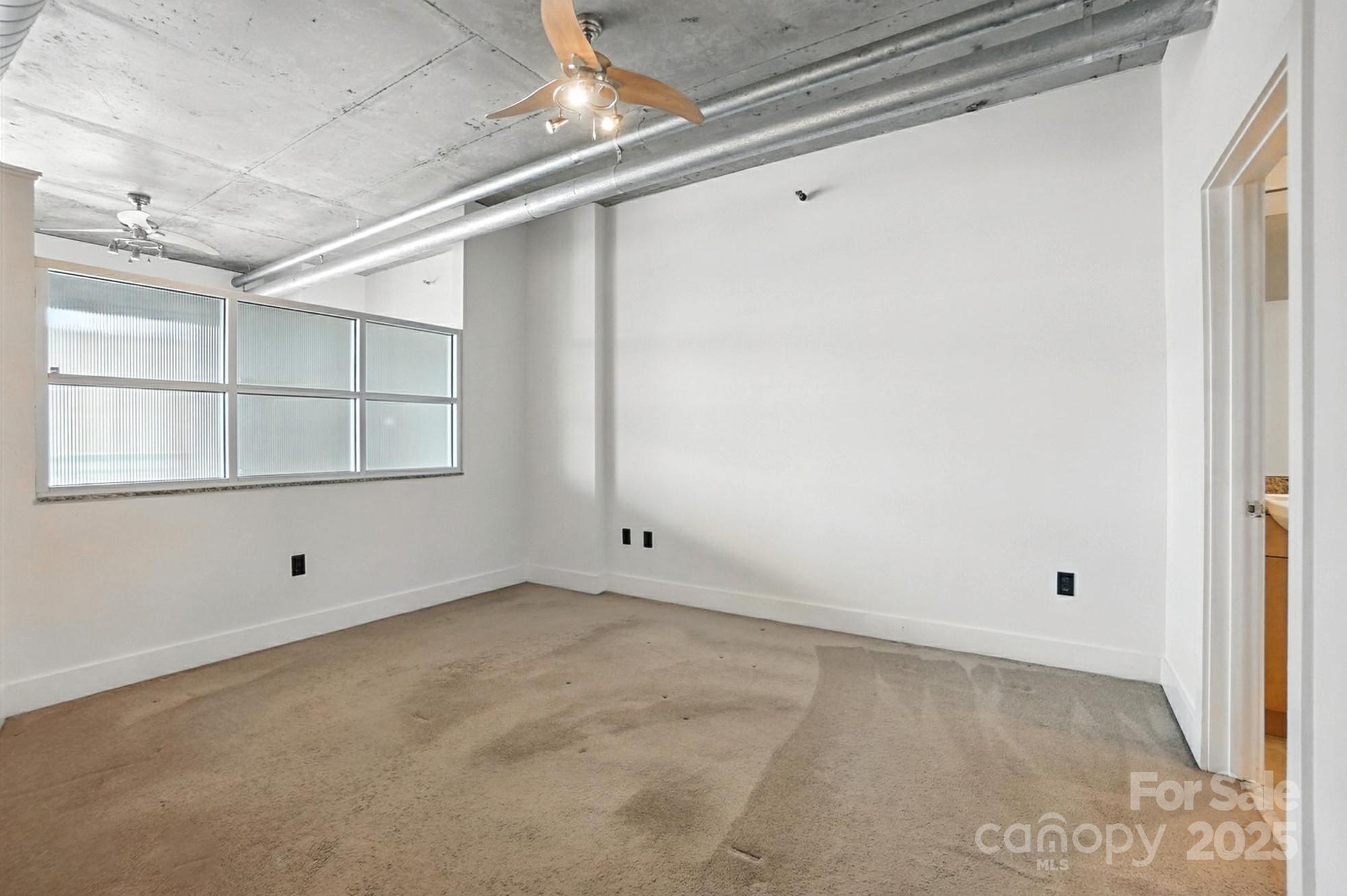 505 E 6th Street #908 — Charlotte