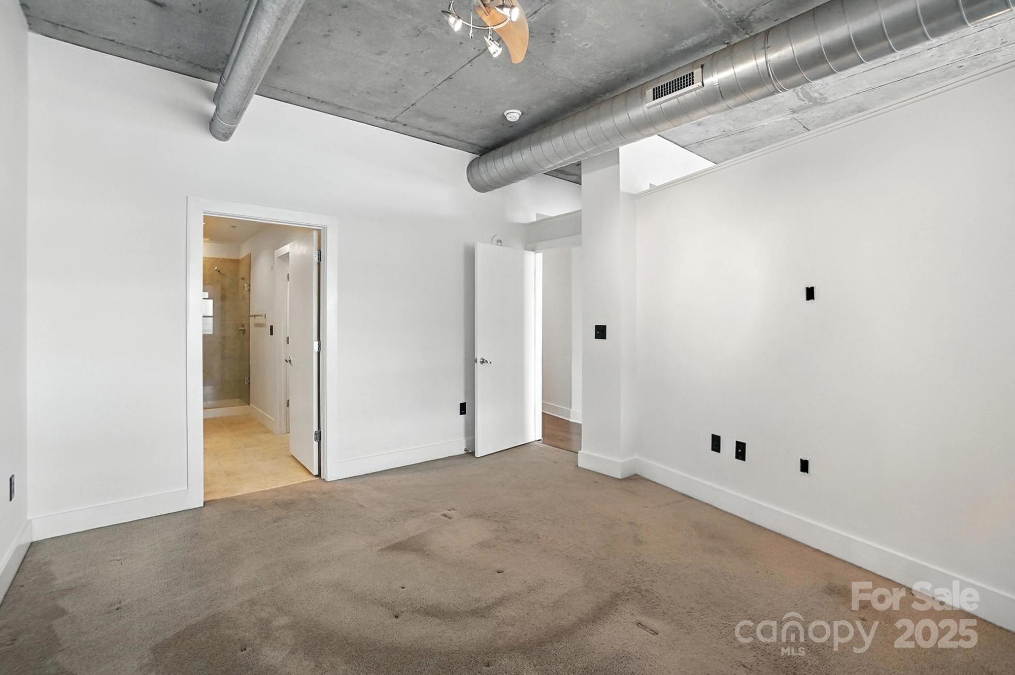 505 E 6th Street #908 — Charlotte